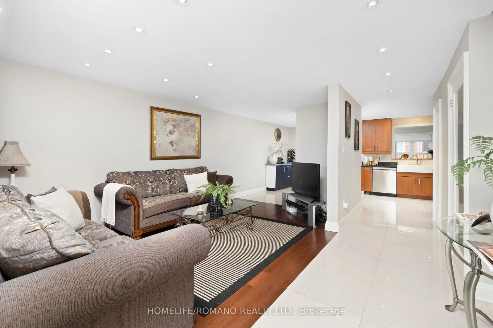 36 BROUGHAM Drive