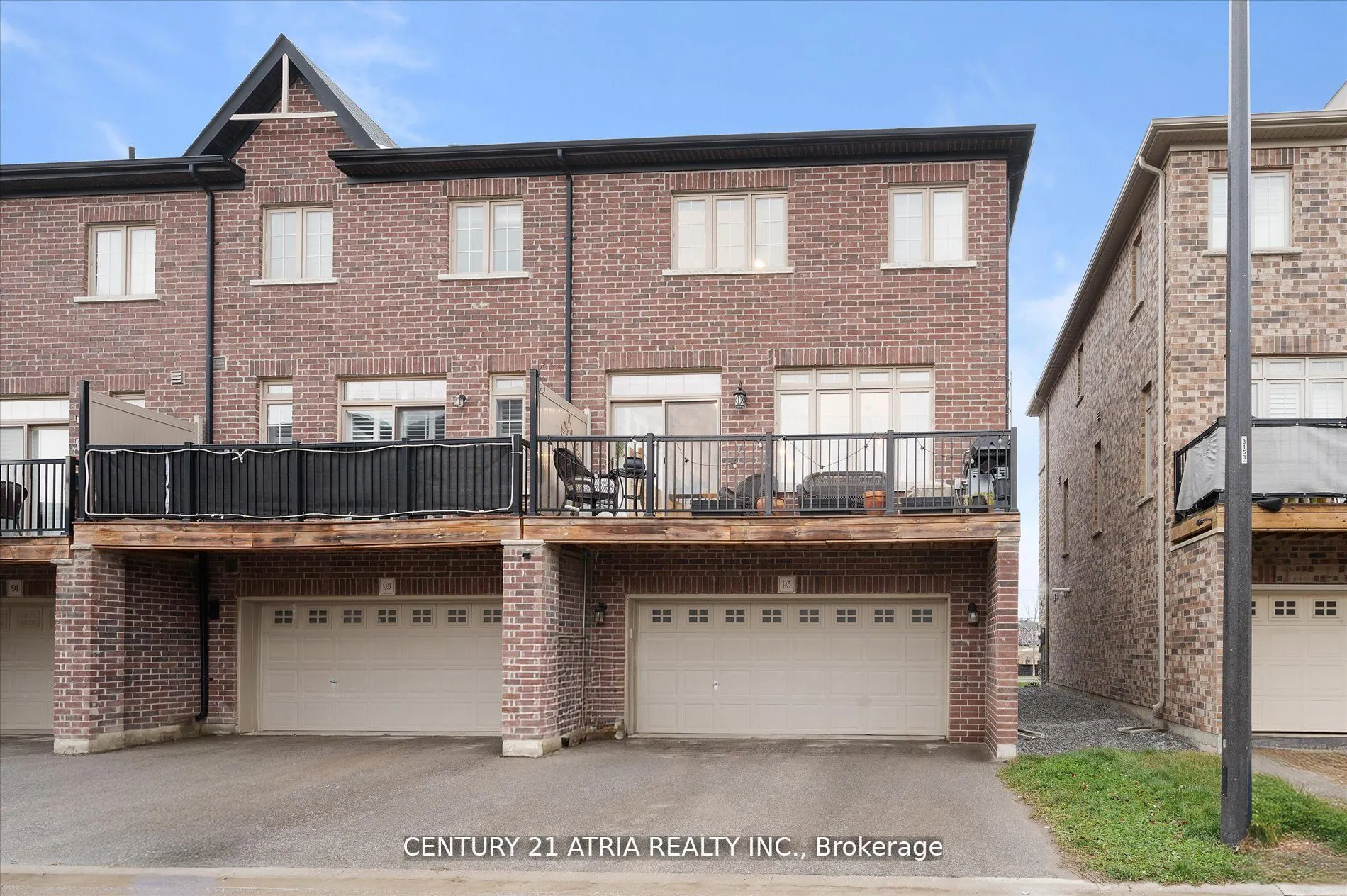 95 Beechborough Crescent