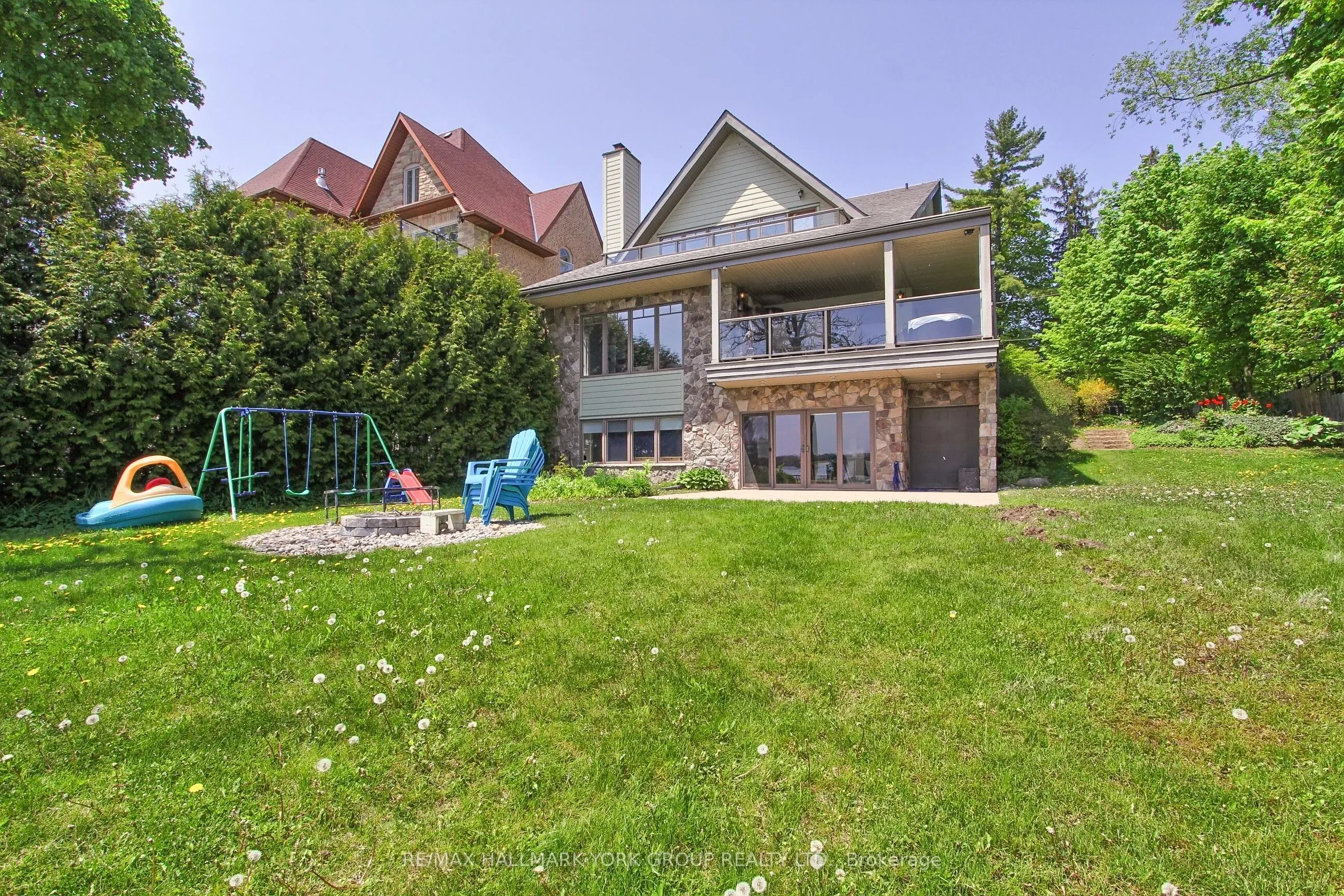 777 Lakelands Avenue
