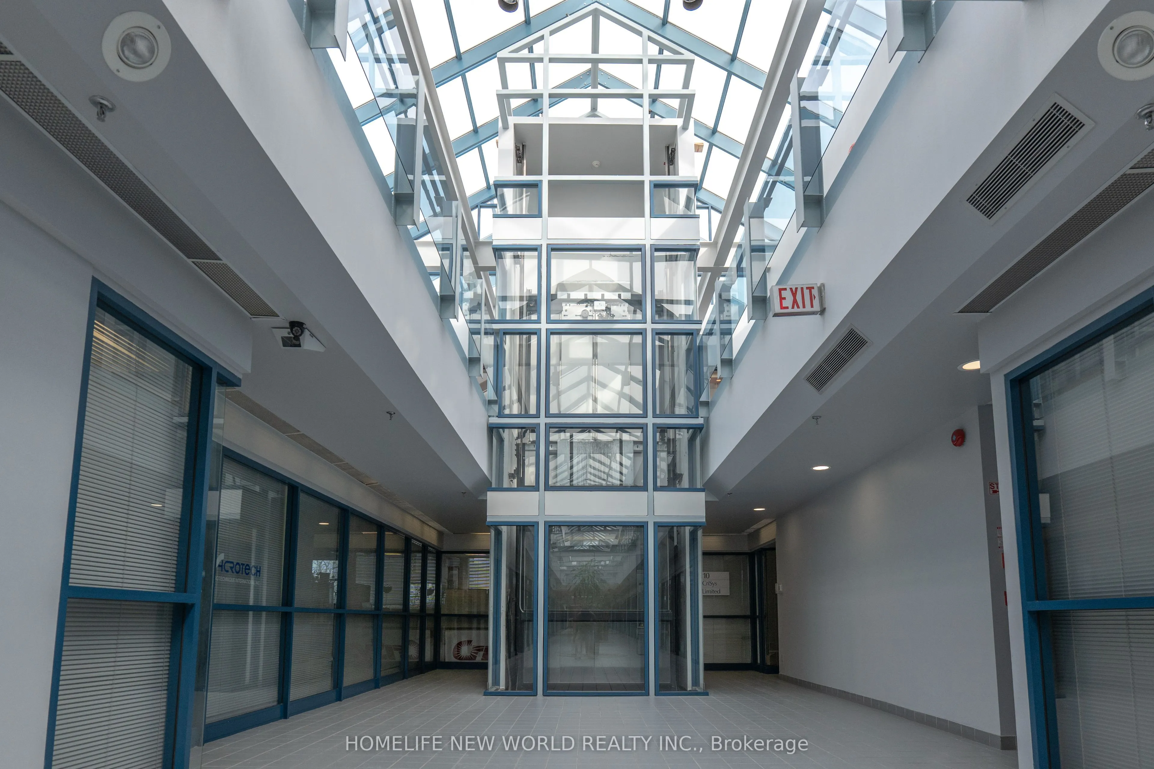 8901 Woodbine Avenue, #100