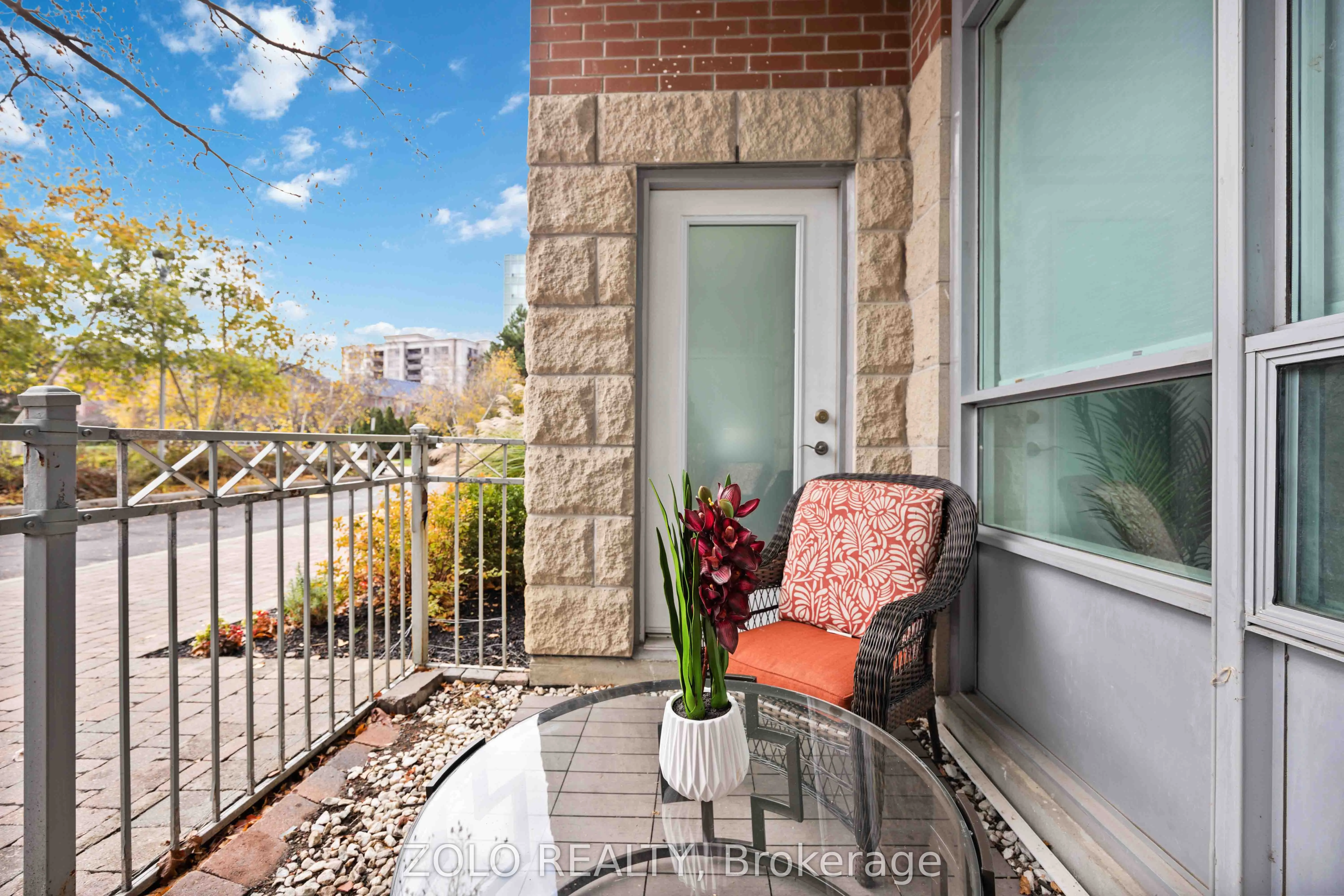 62 Suncrest Boulevard, #105