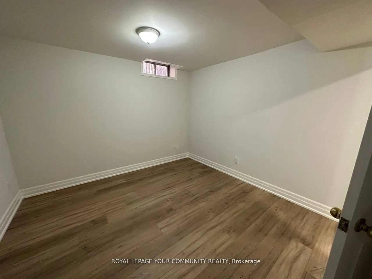 8 Mendys Forest Crescent