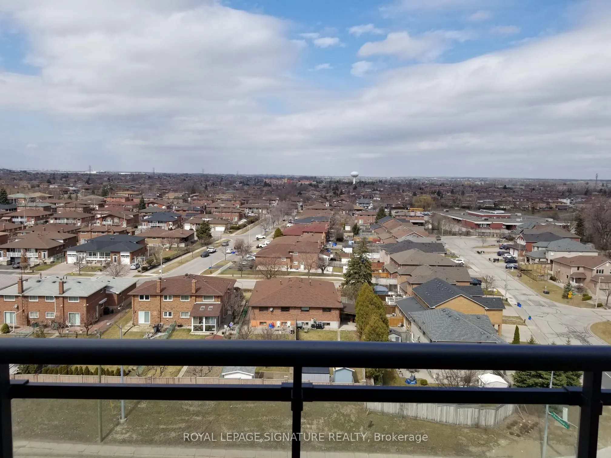 12 Woodstream Boulevard, #919