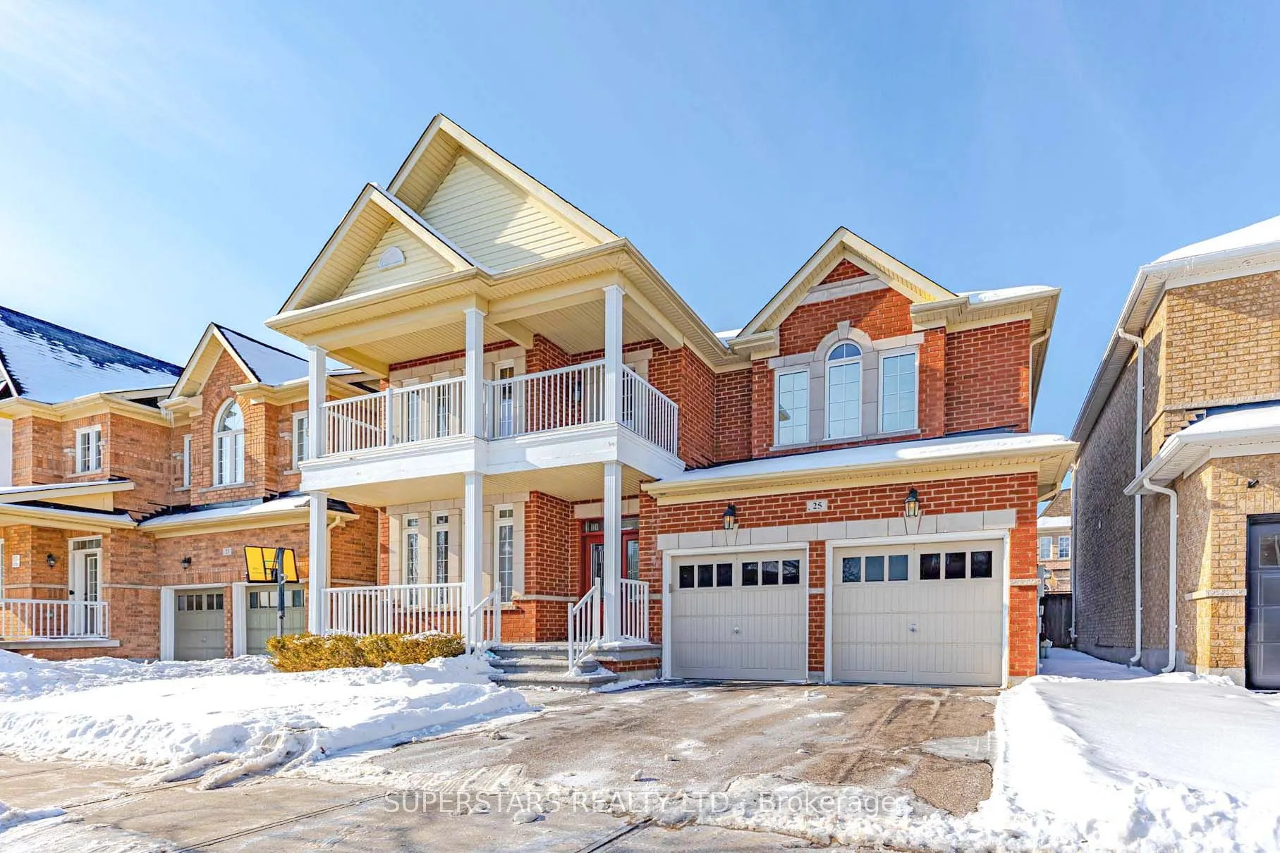 25 Rennie Avenue