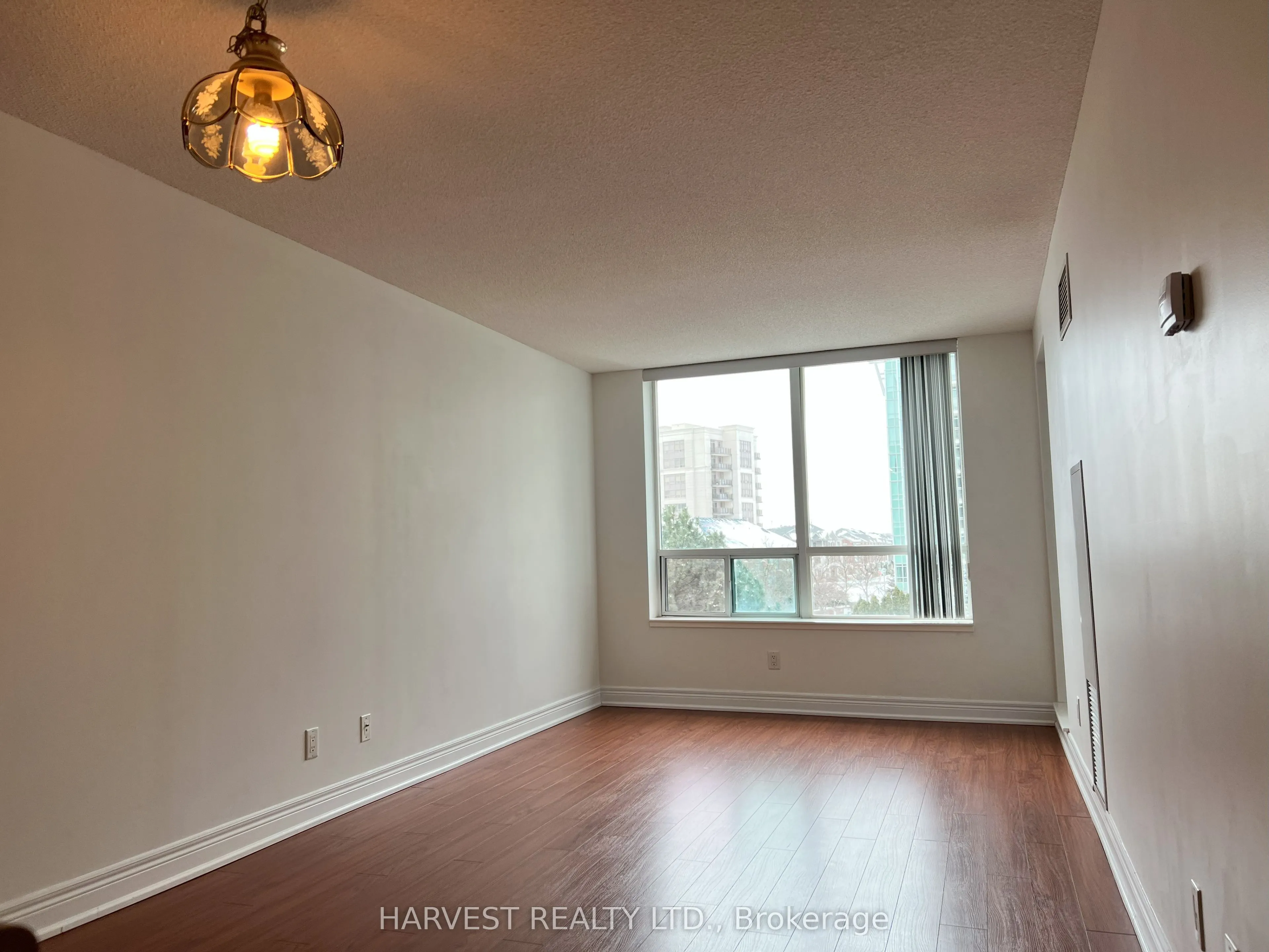 62 Suncrest Boulevard, #322