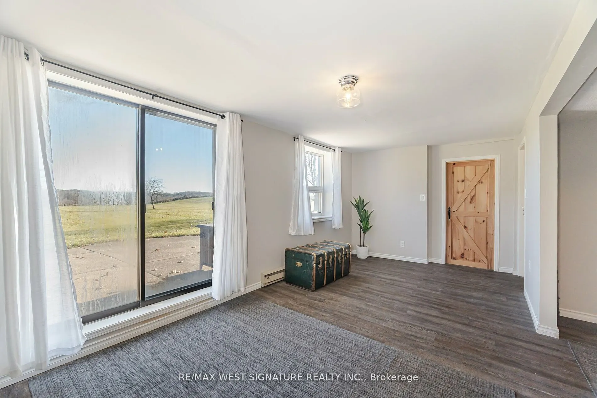 13485 8th concession Road