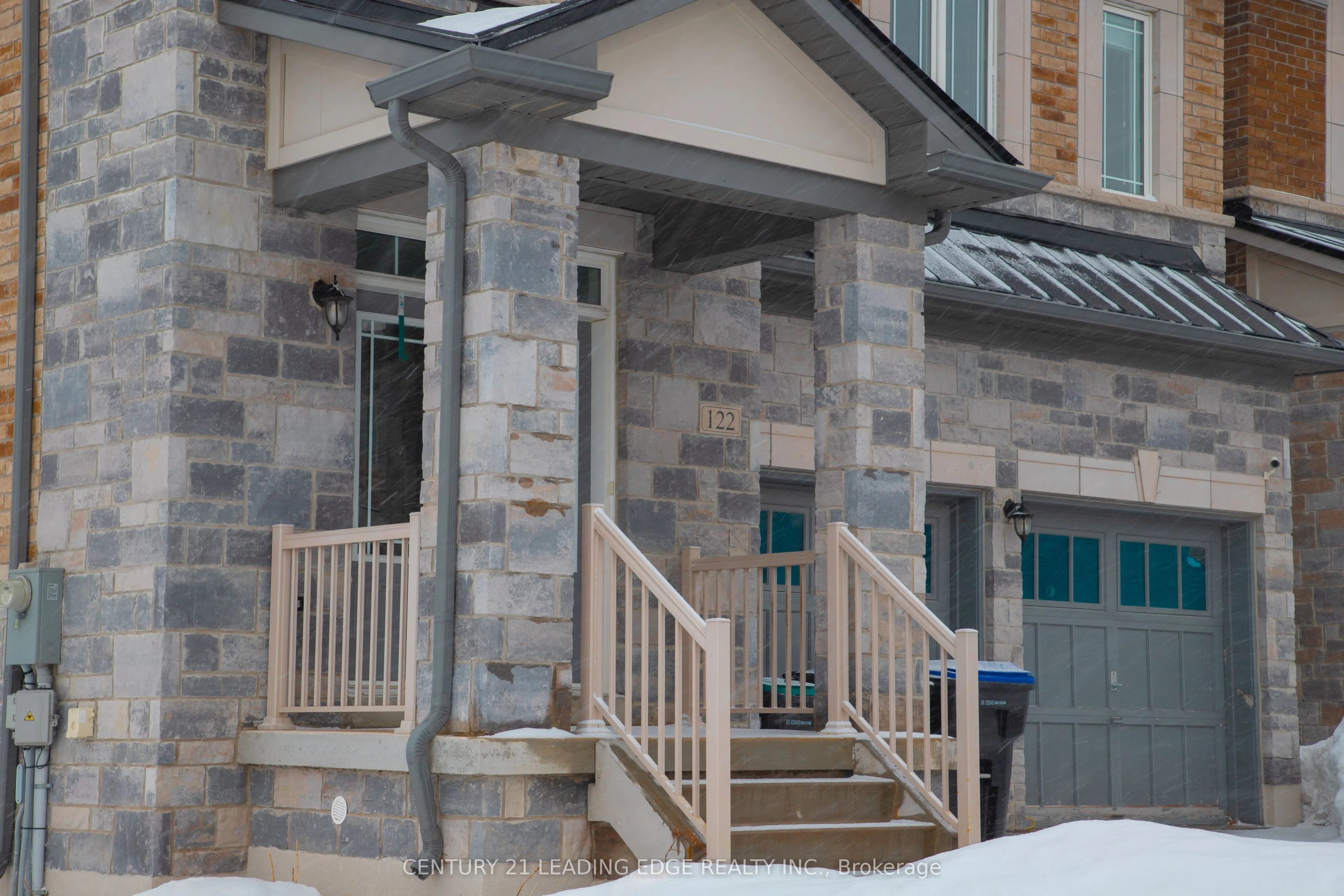 122 Mckenzie Way