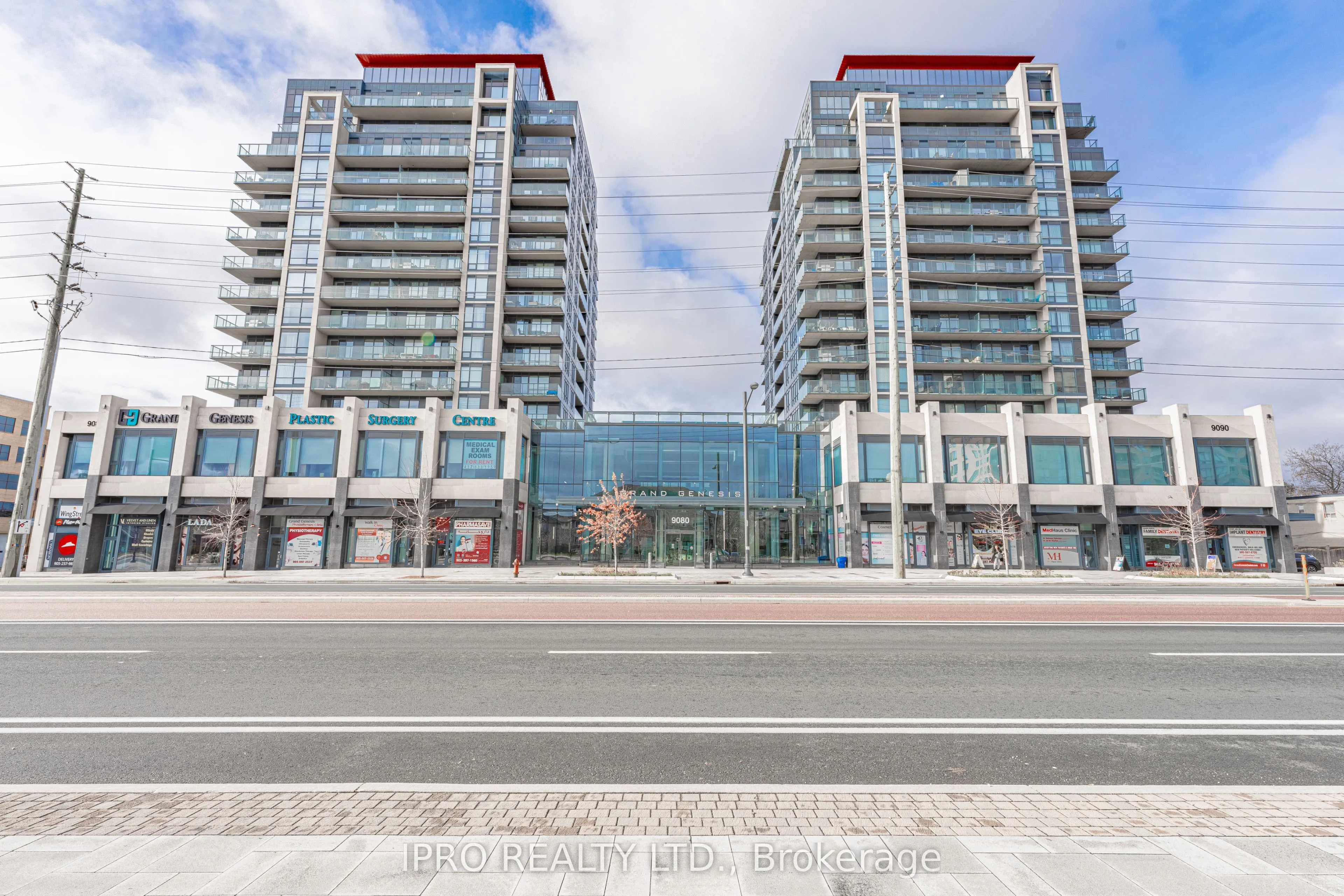 9088 Yonge Street, #205