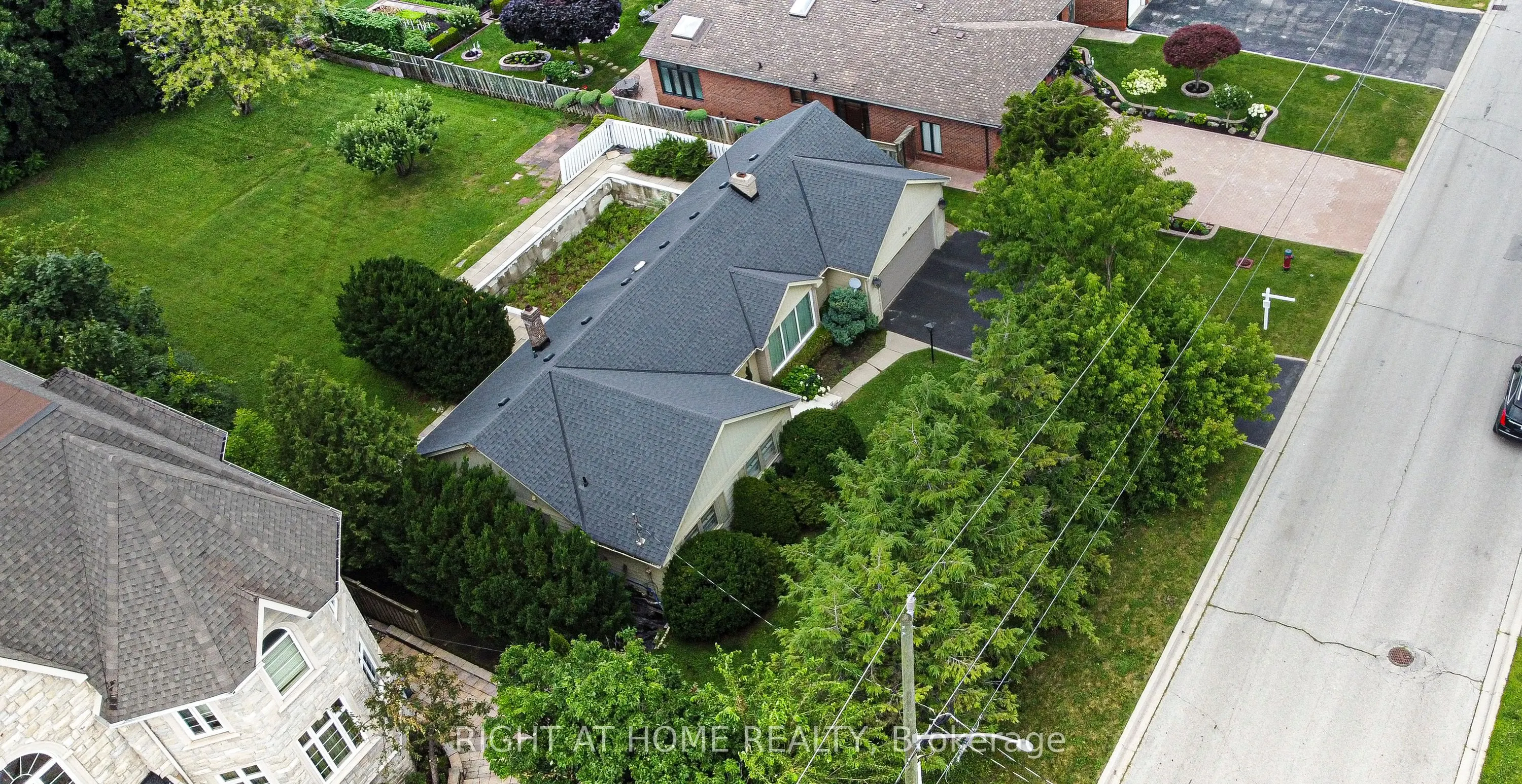 46 Roosevelt Drive