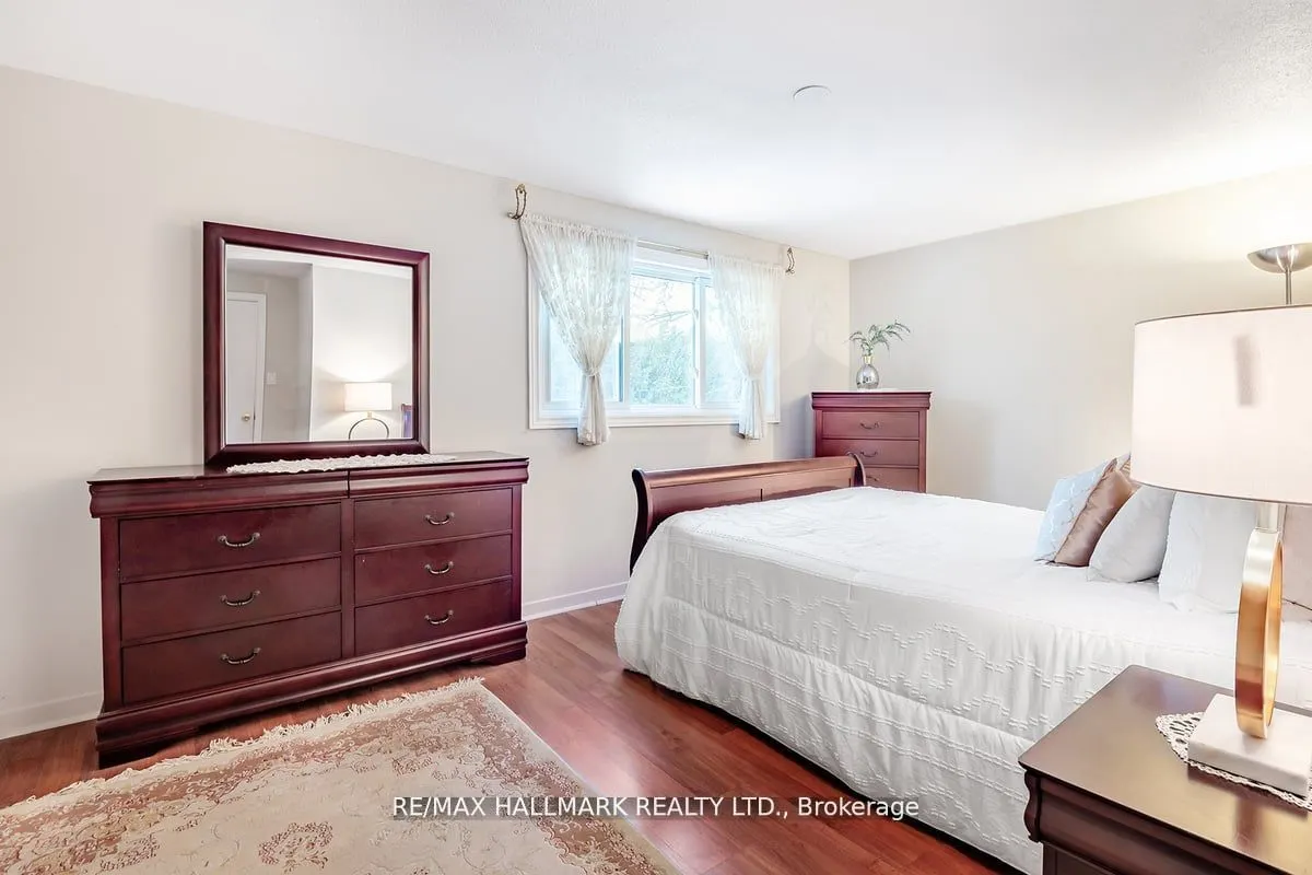 40 Lillooet Crescent