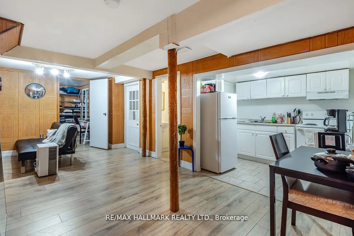 40 Lillooet Crescent