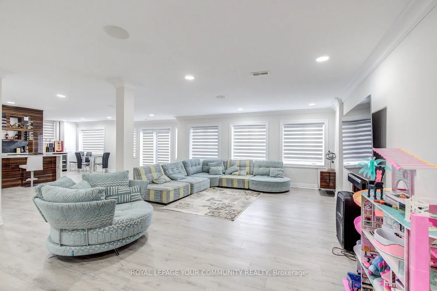 56 Ria Court