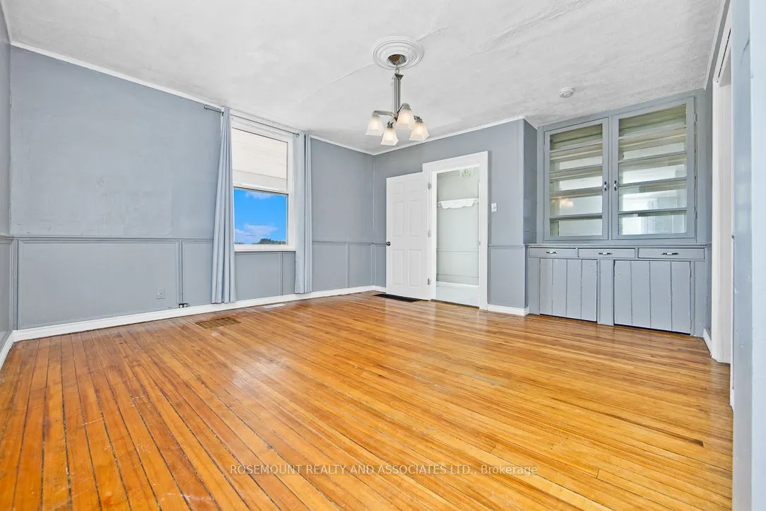 2952 King Road, #A