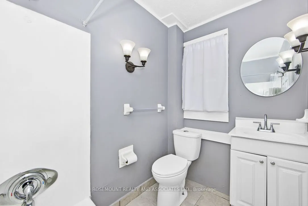 2952 King Road, #A