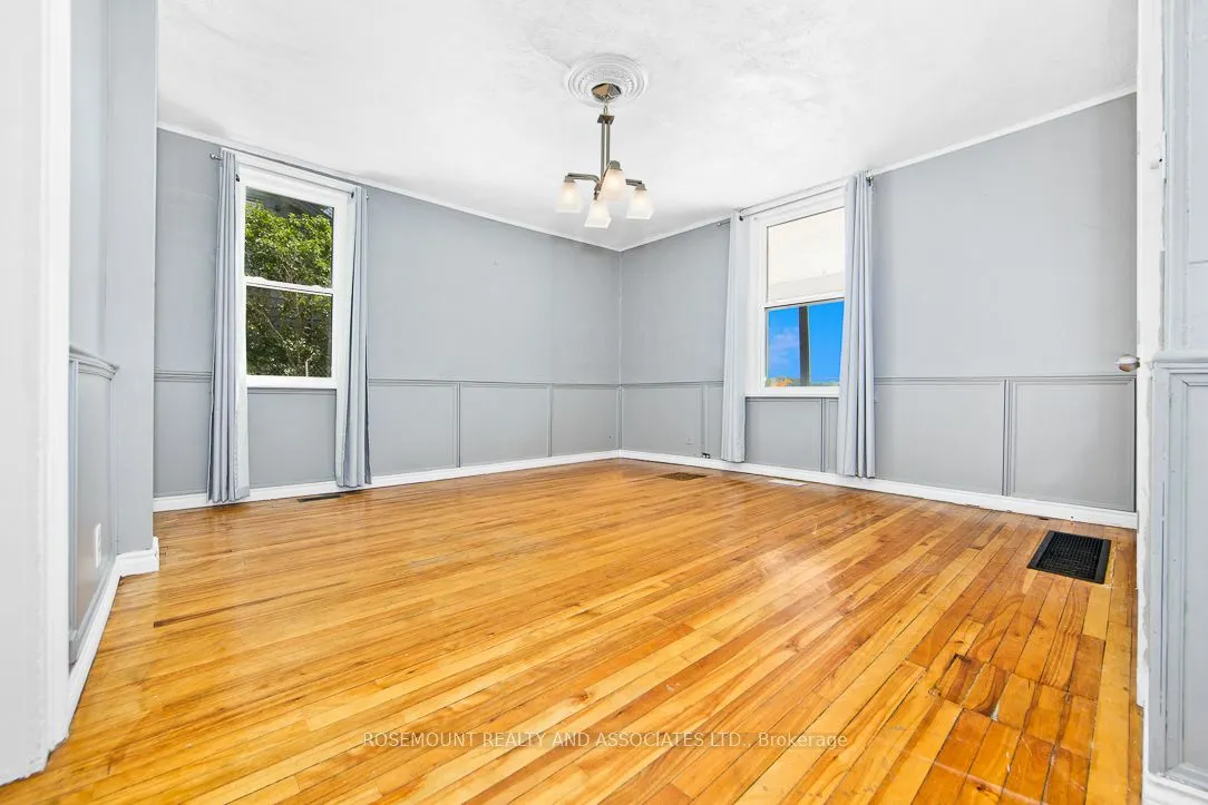 2952 King Road, #A