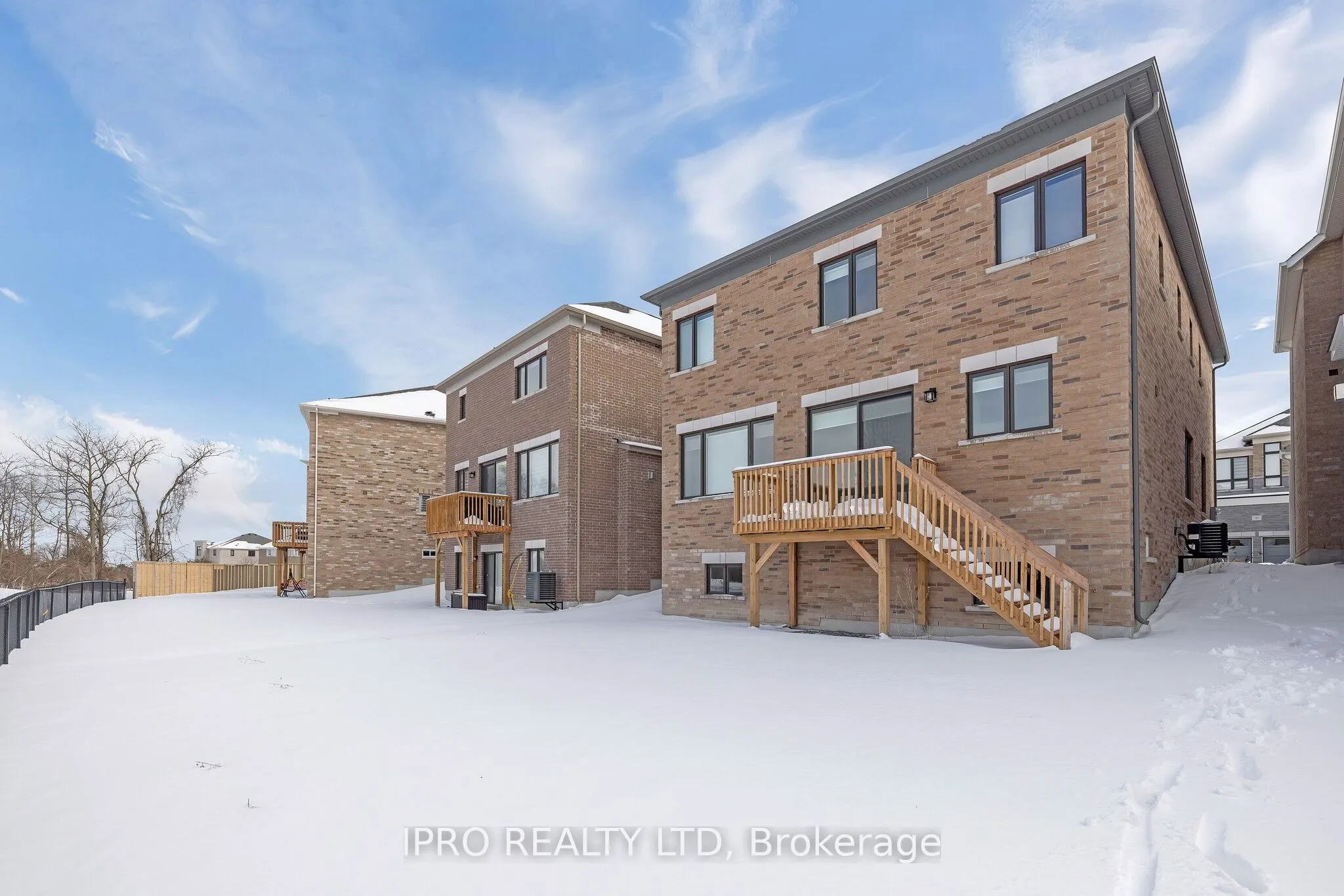 38 Pine Hill Crescent