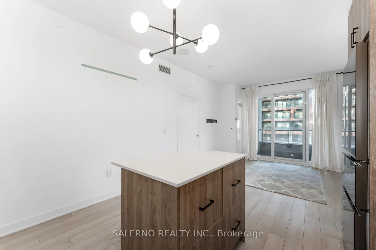 100 Eagle Rock Way, #219