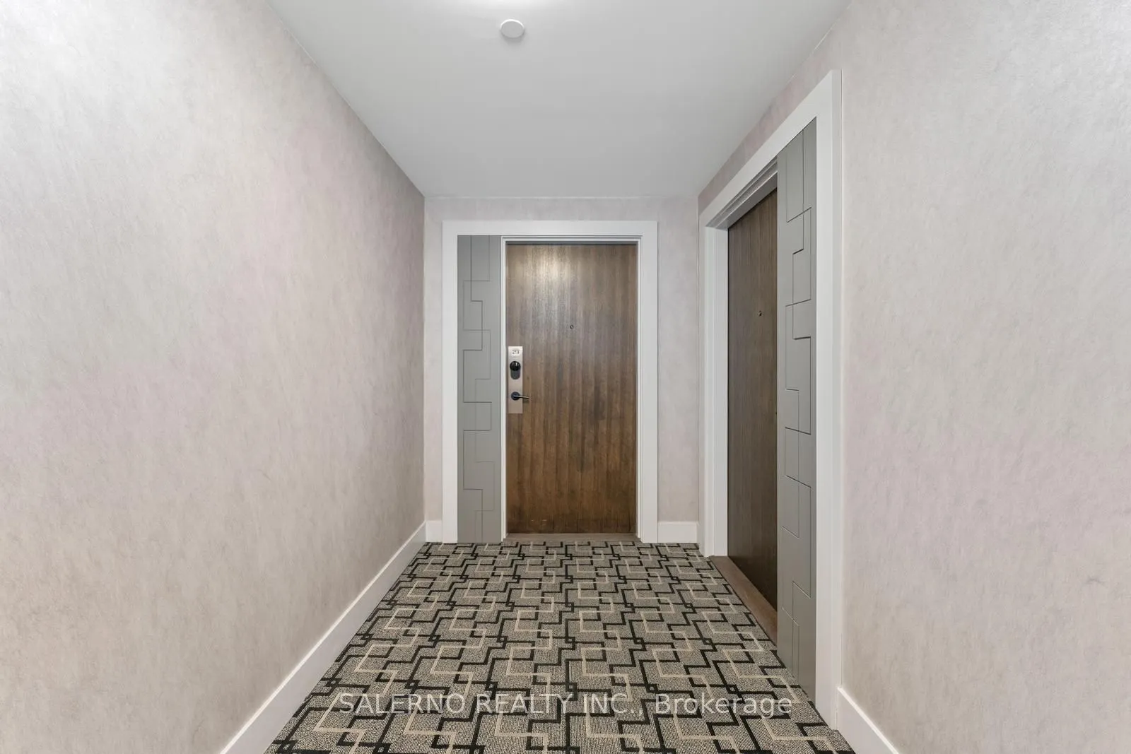 100 Eagle Rock Way, #219