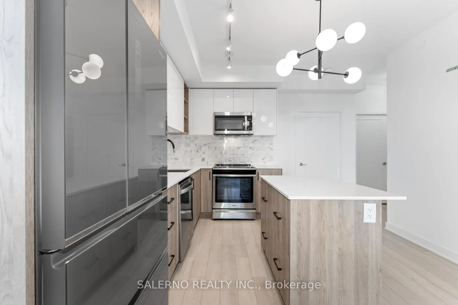 100 Eagle Rock Way, #219