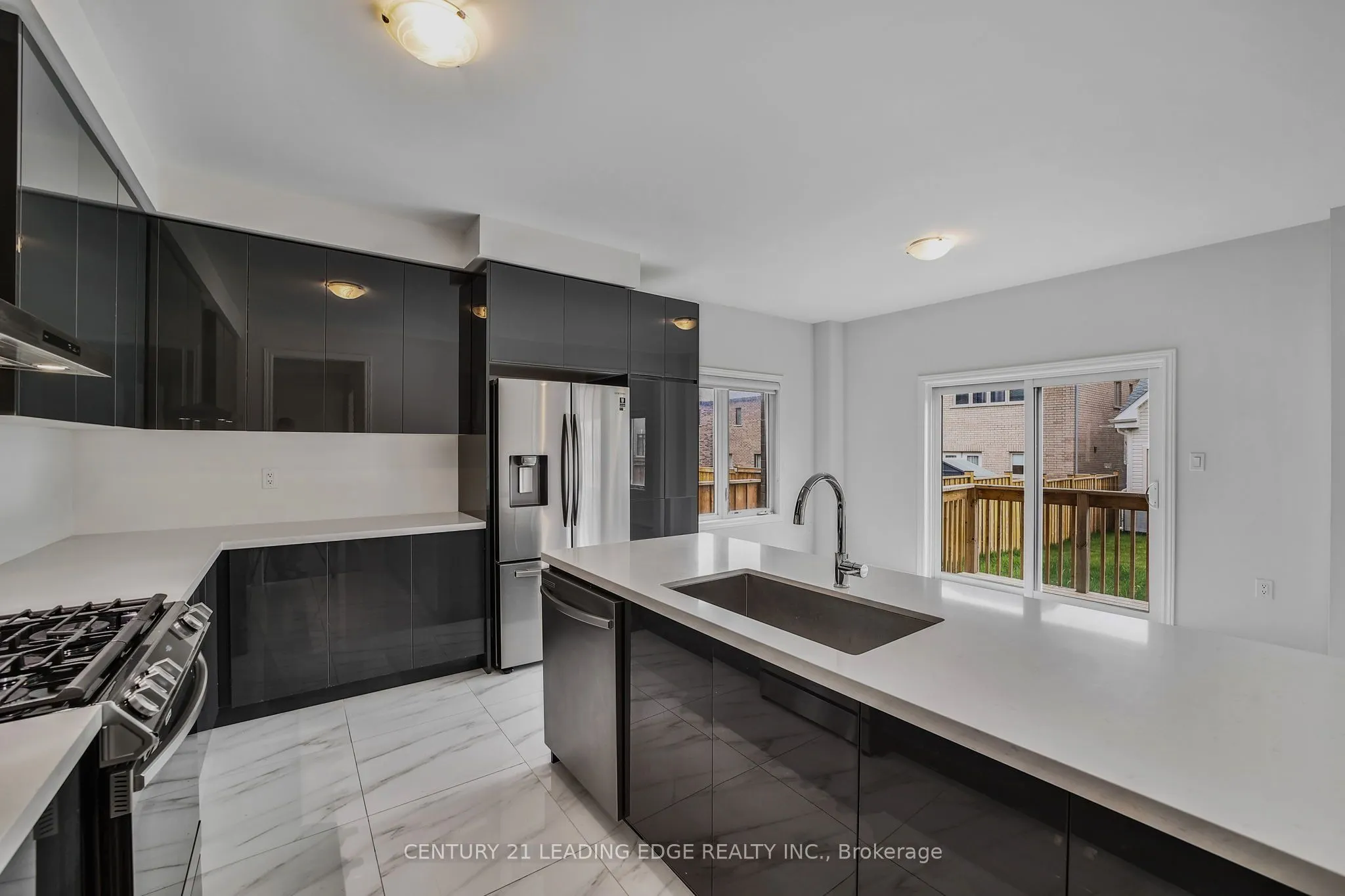 5 Valleo Street