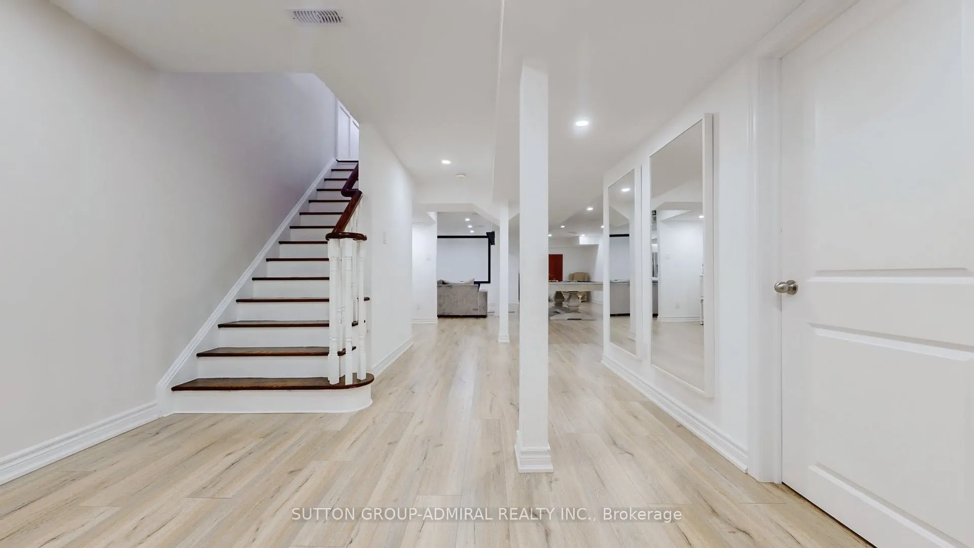 392 Woodgate Pines Drive