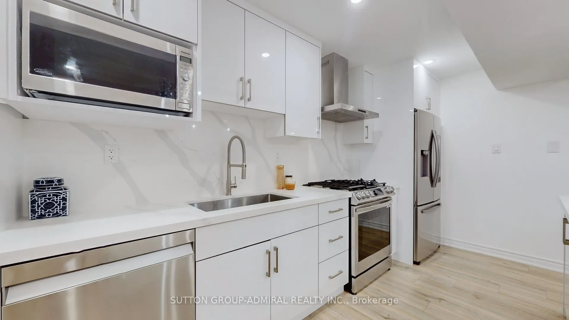 392 Woodgate Pines Drive