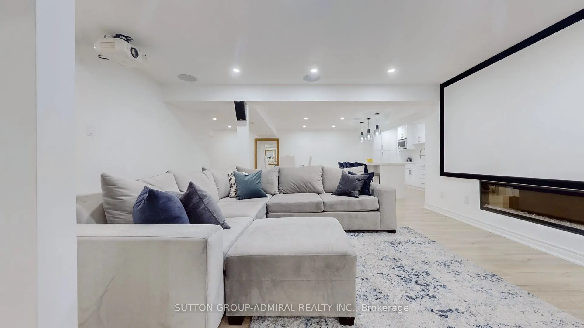 392 Woodgate Pines Drive