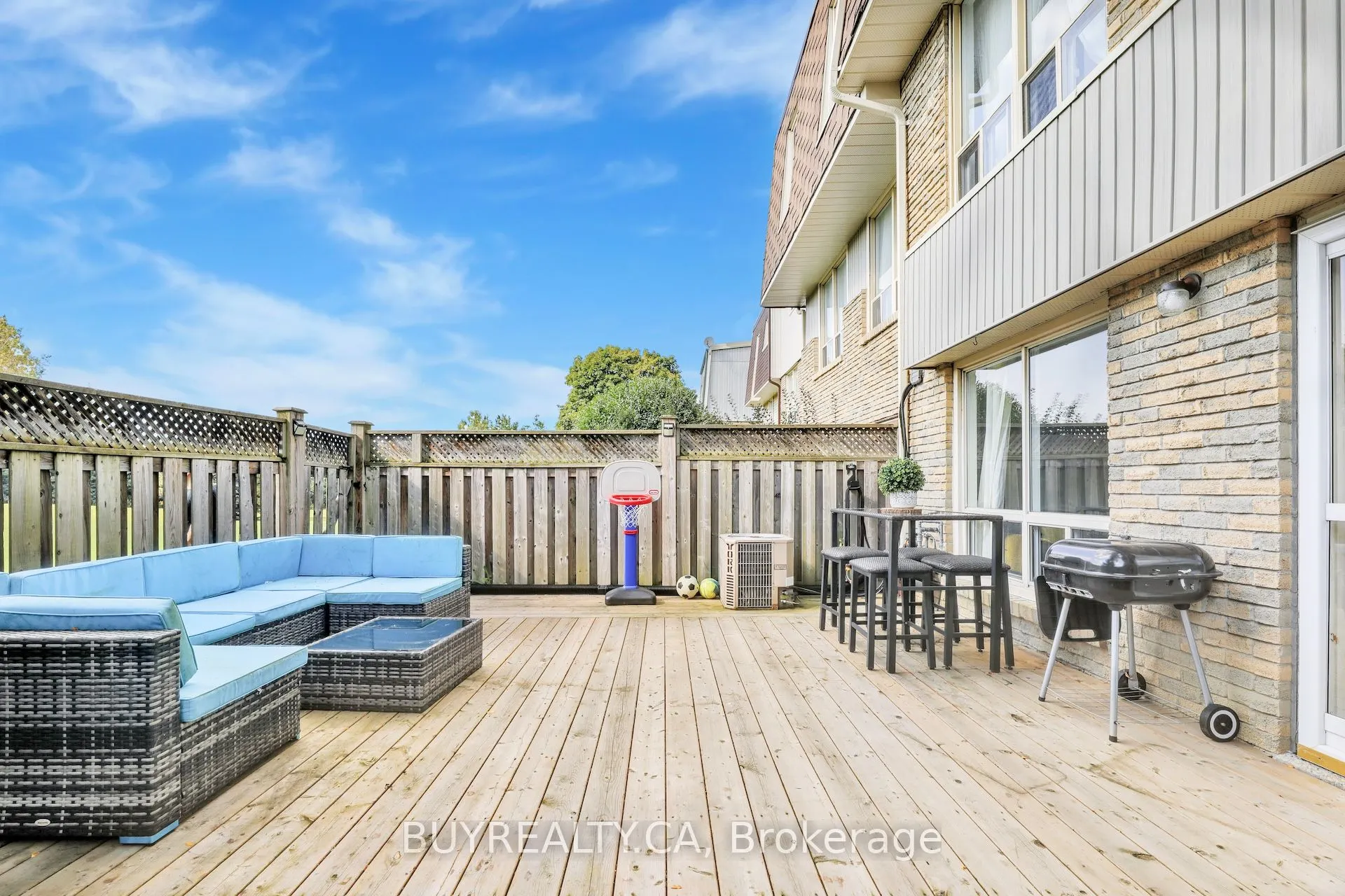 104 Poplar Crescent, #72B