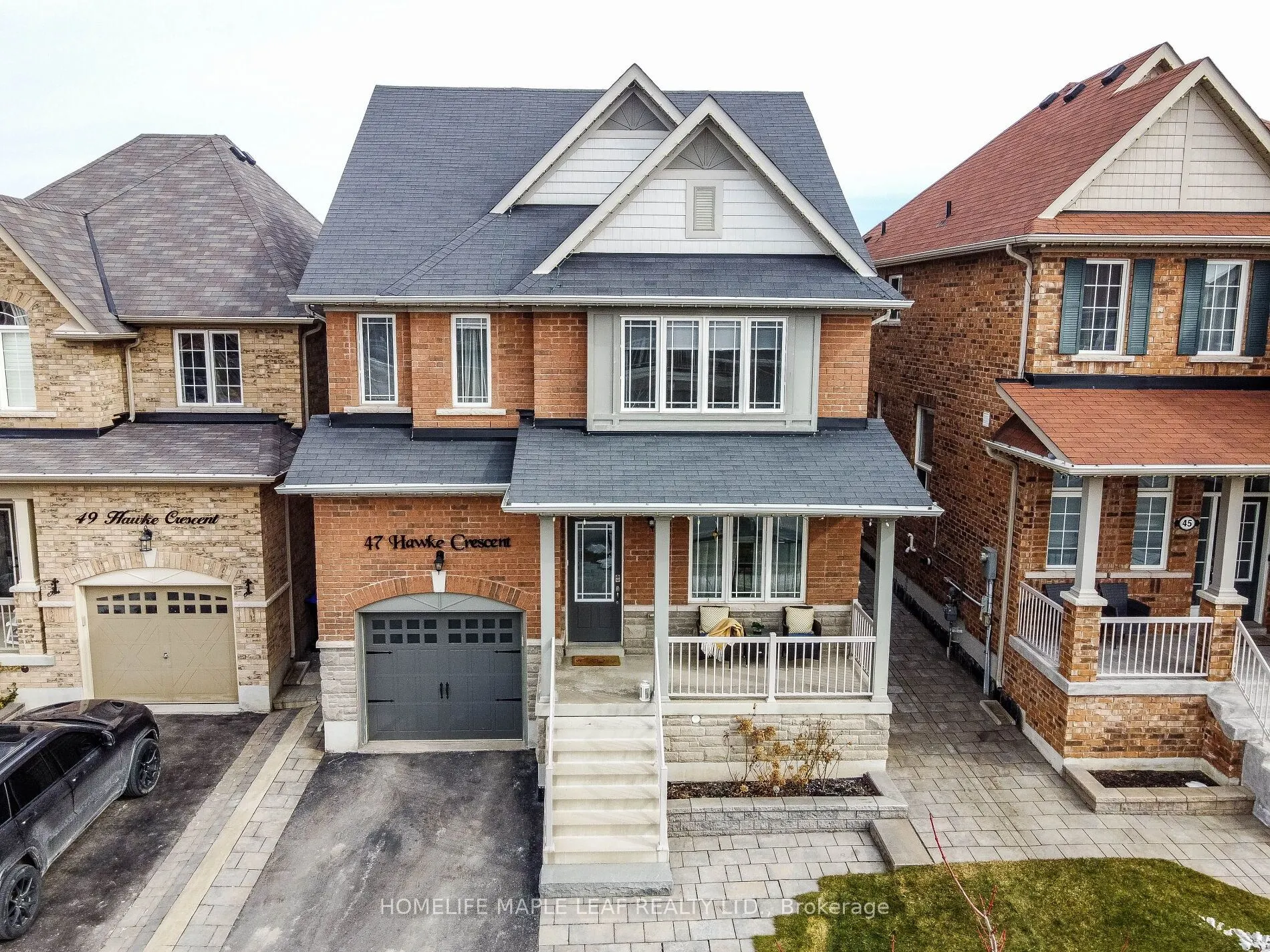47 HAWKE Crescent