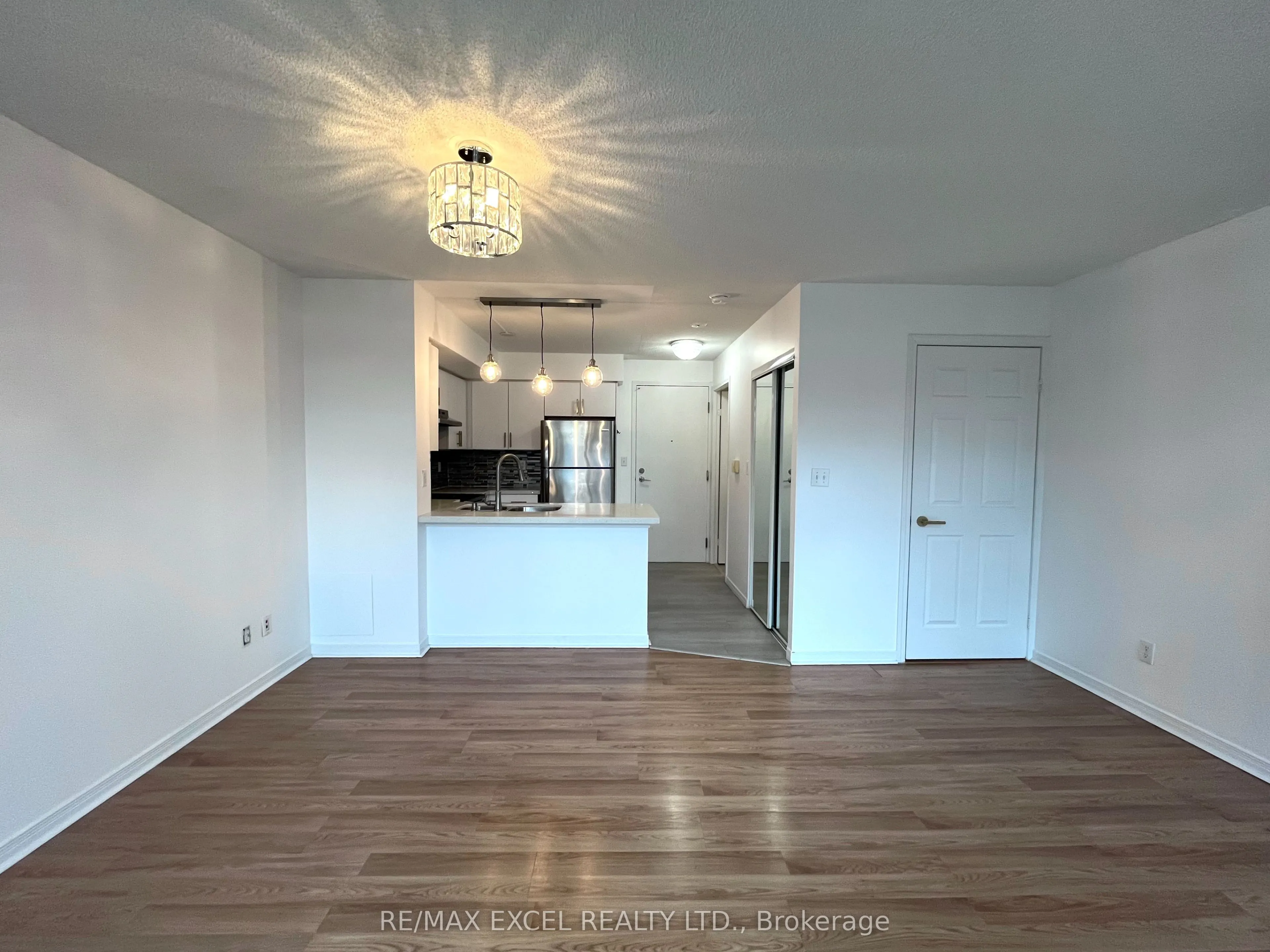 3 Ellesmere Street, #222