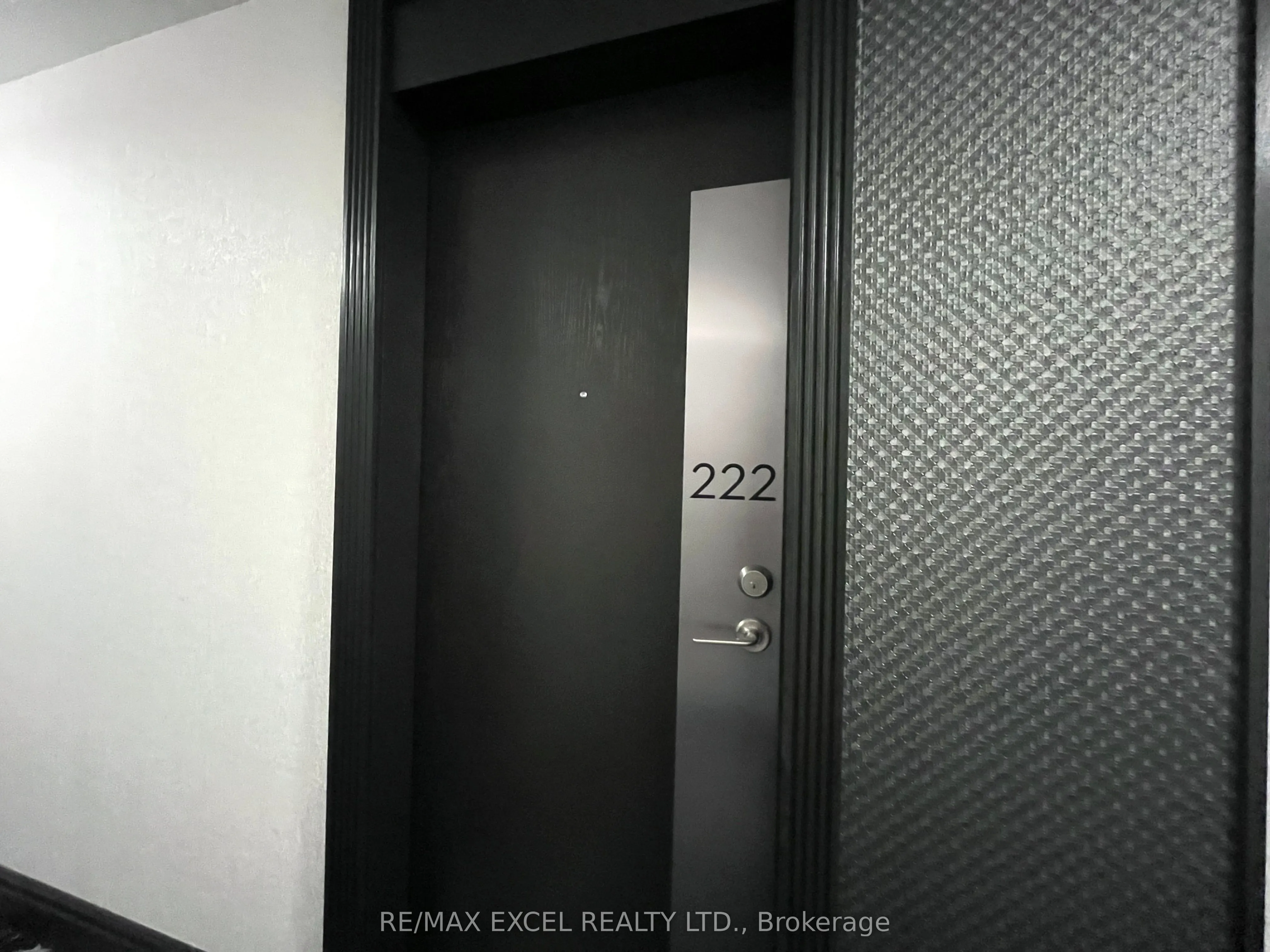 3 Ellesmere Street, #222