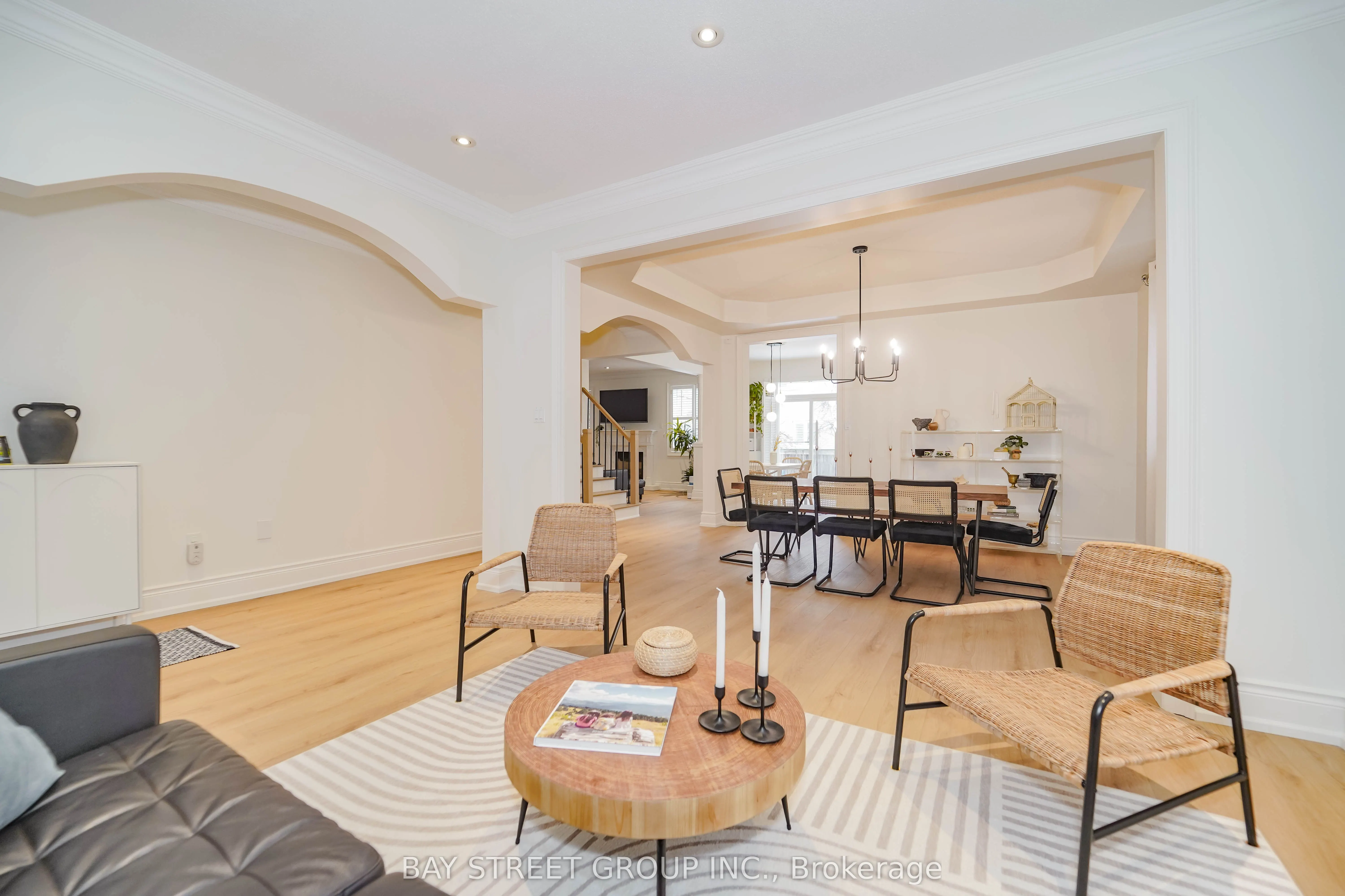10 Morland Crescent