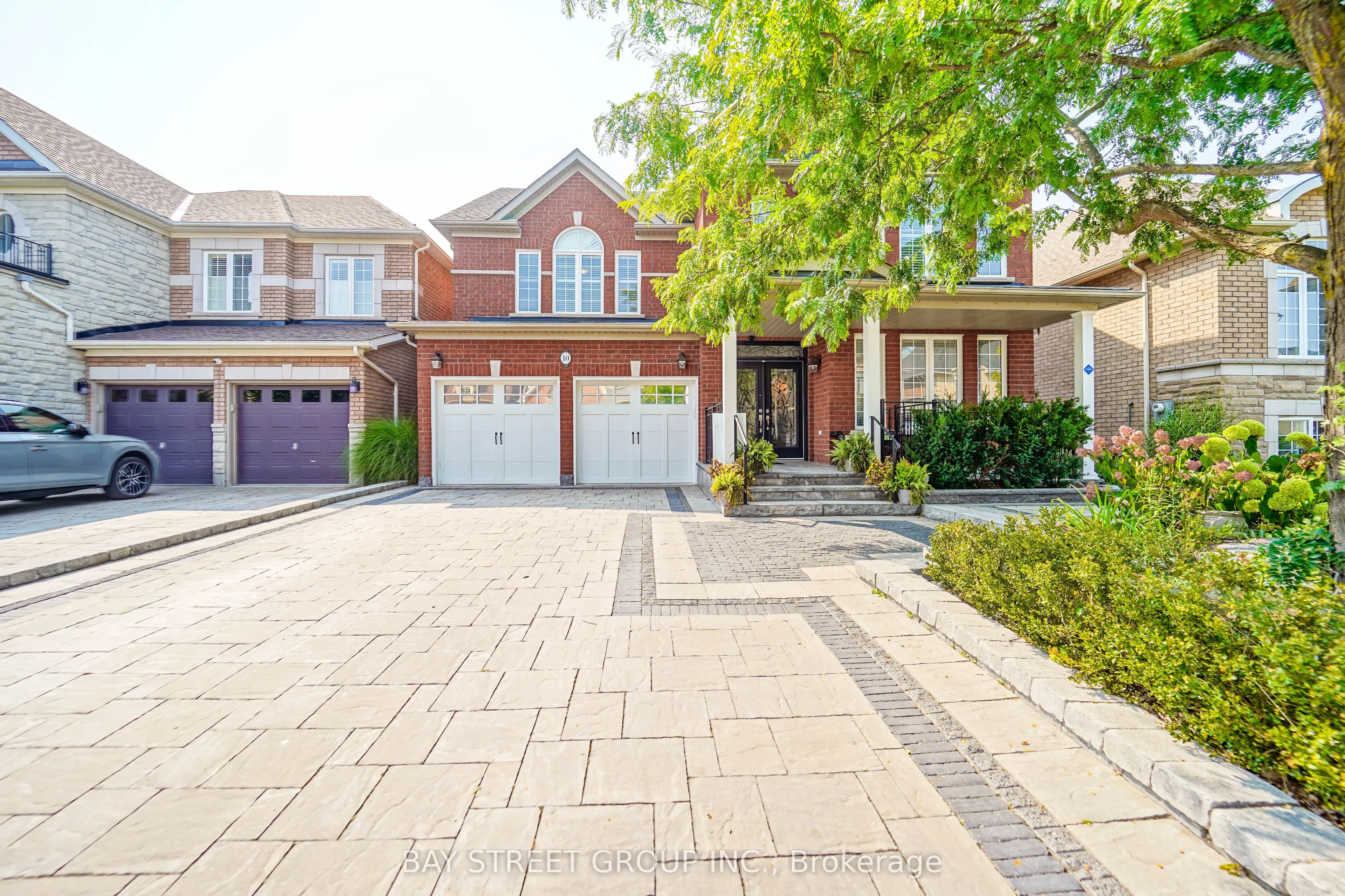 10 Morland Crescent