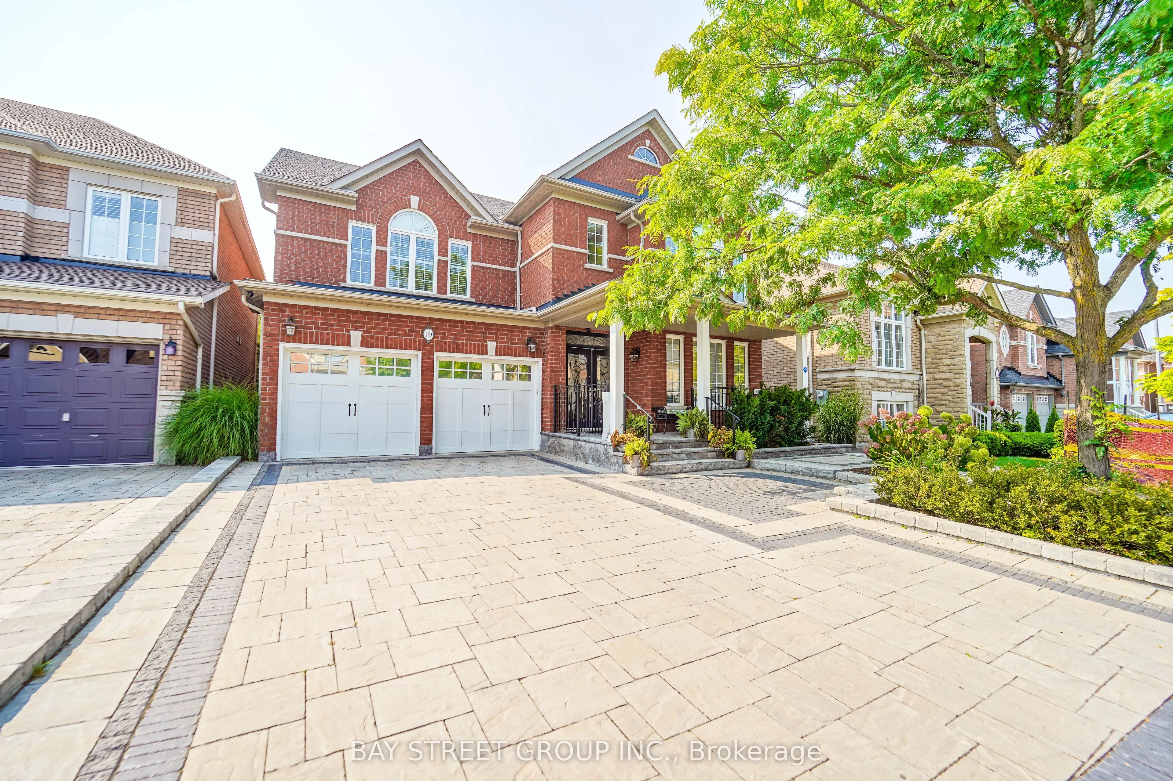 10 Morland Crescent