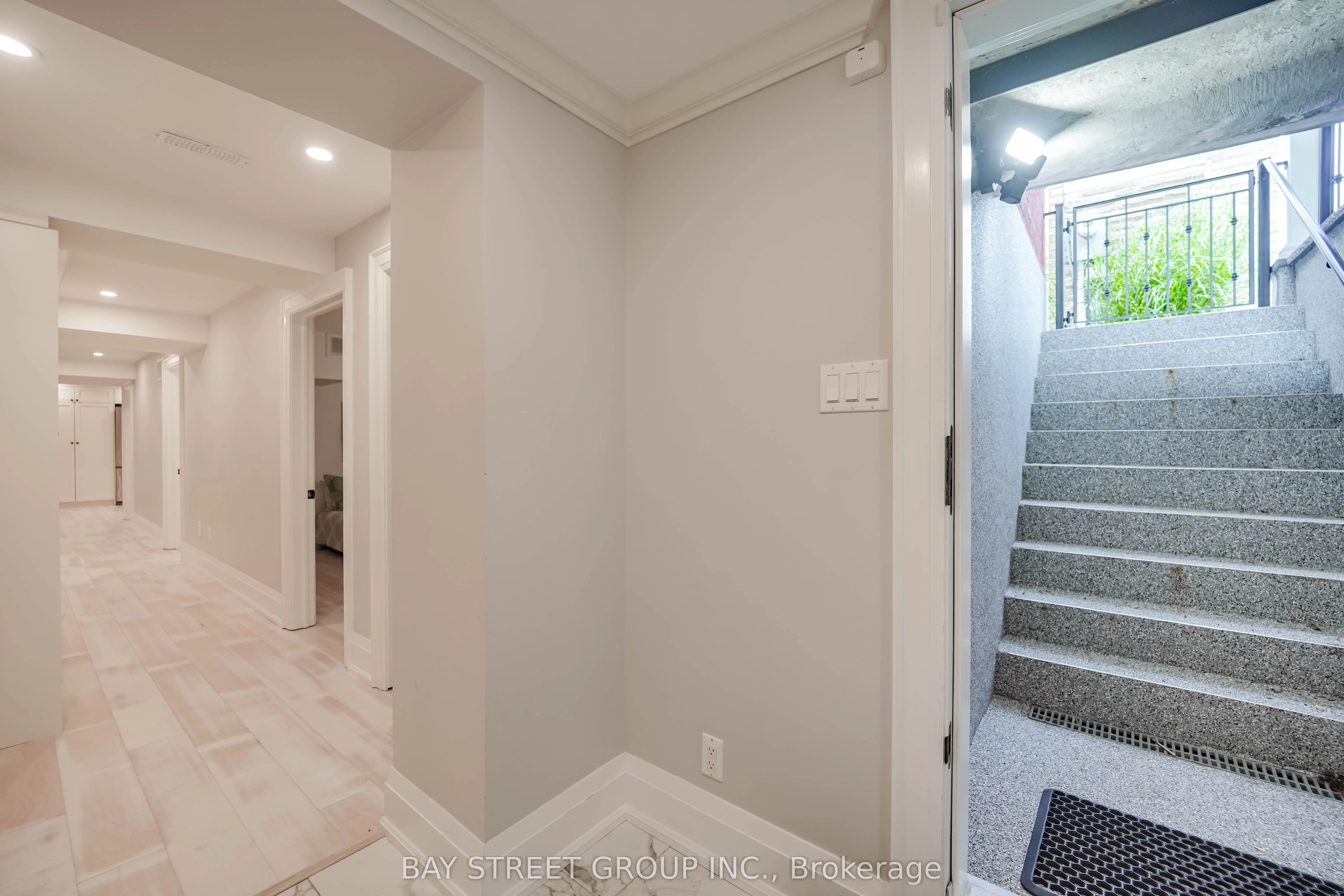 10 Morland Crescent