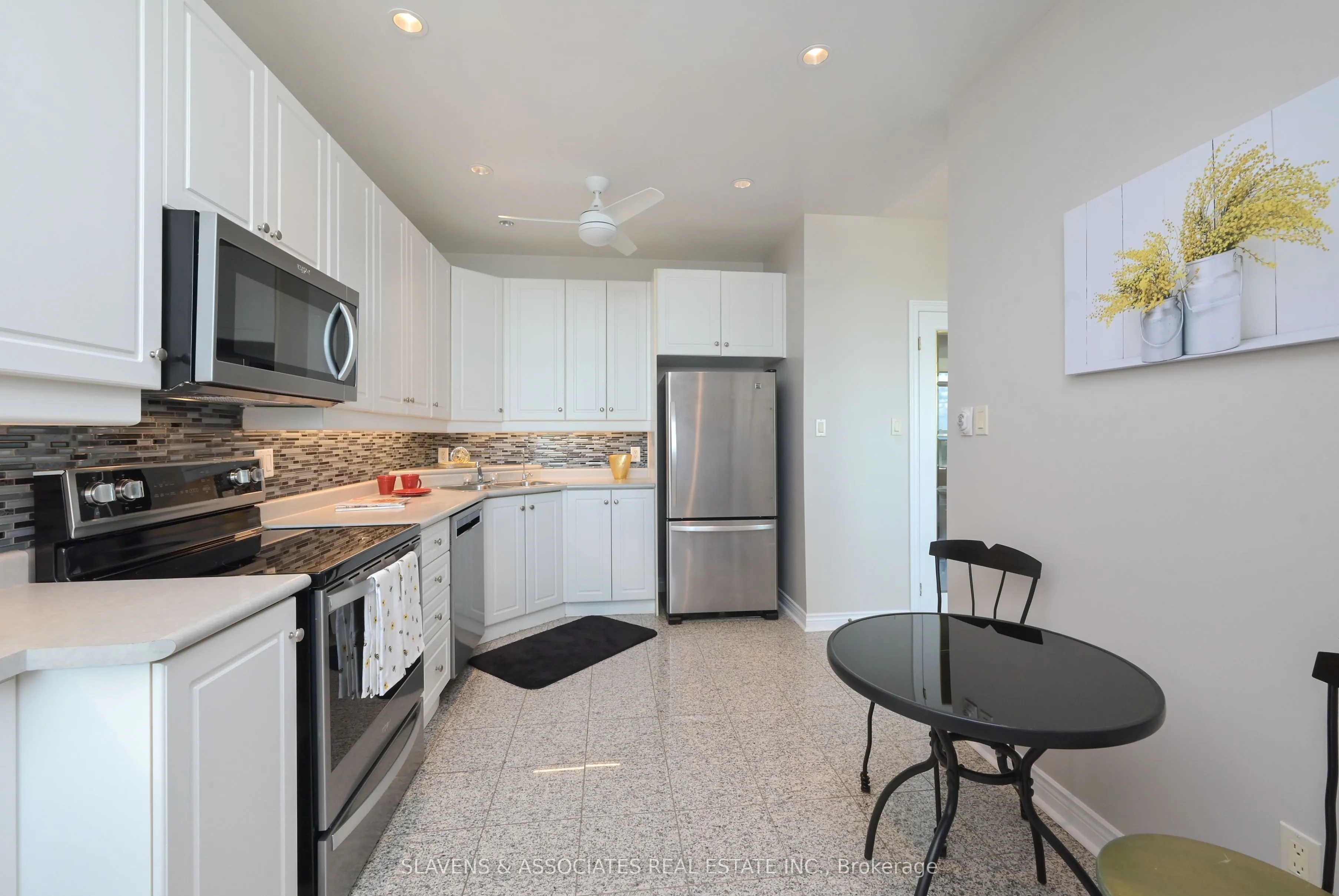 4 Briar Hill Heights, #507