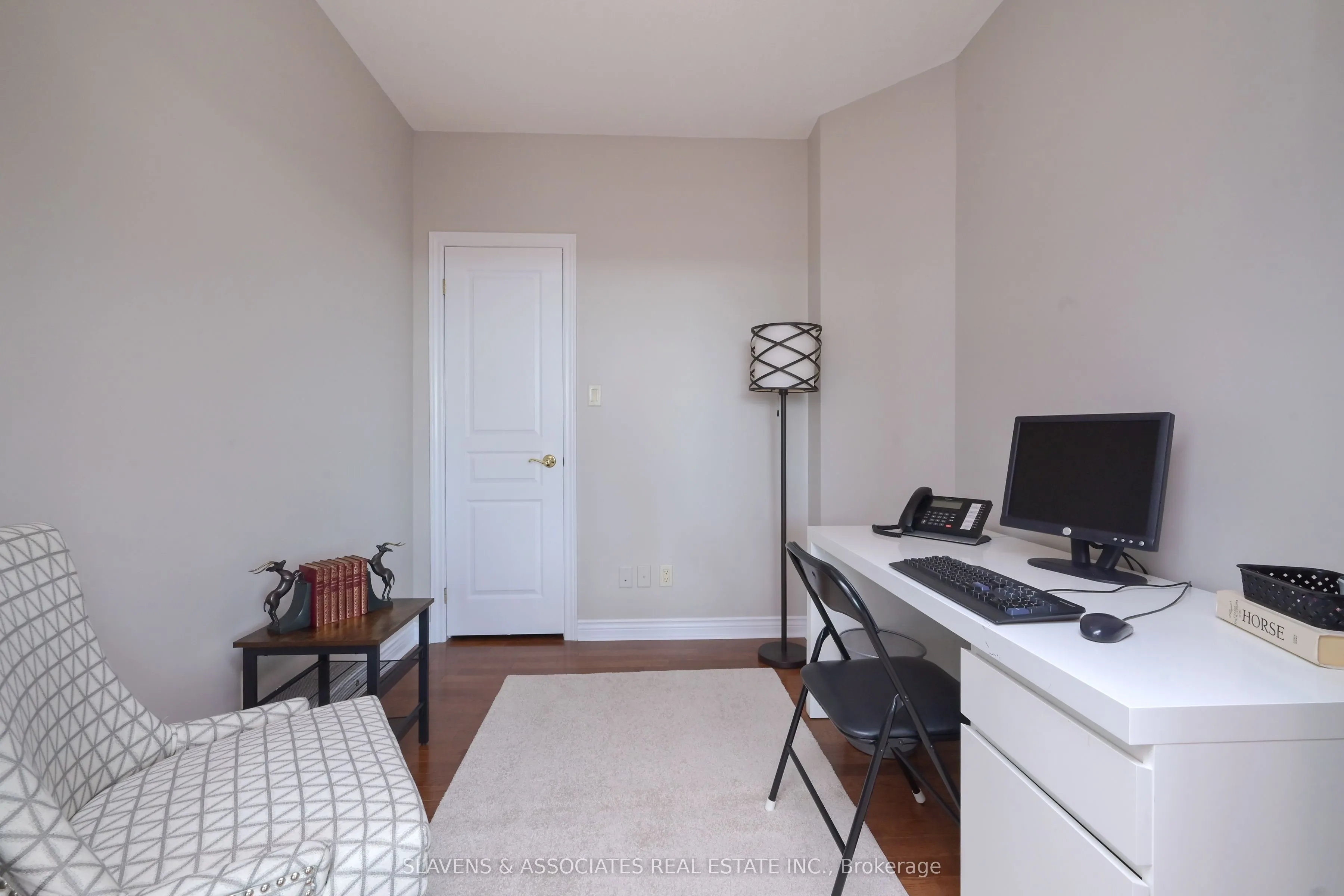 4 Briar Hill Heights, #507