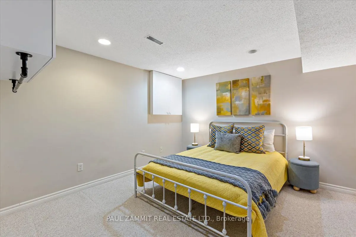 153 Willowbrook Road