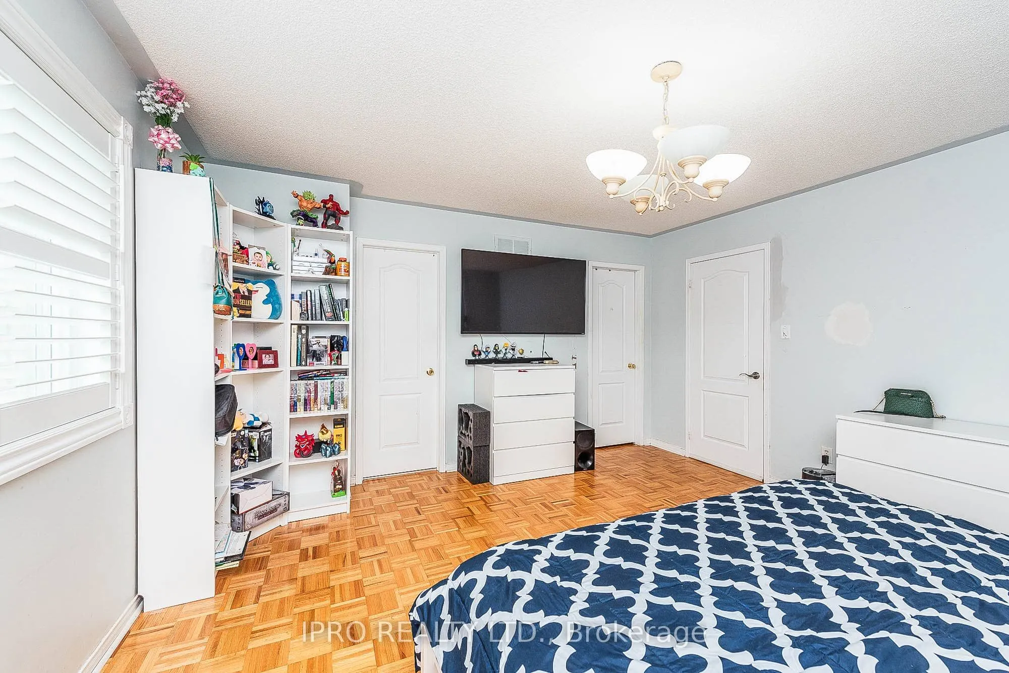 66 Skylark Drive