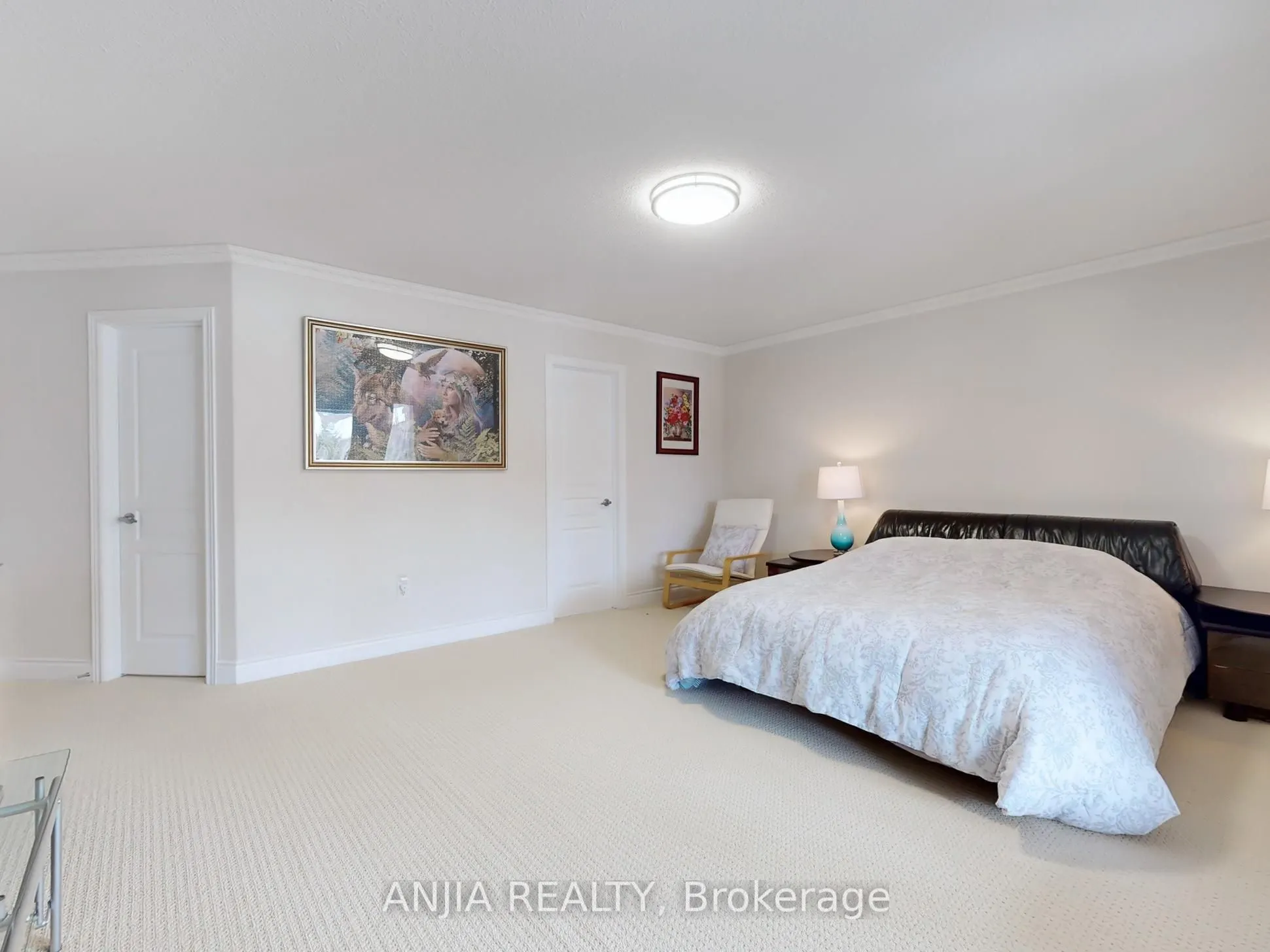 28 Lake Forest Drive