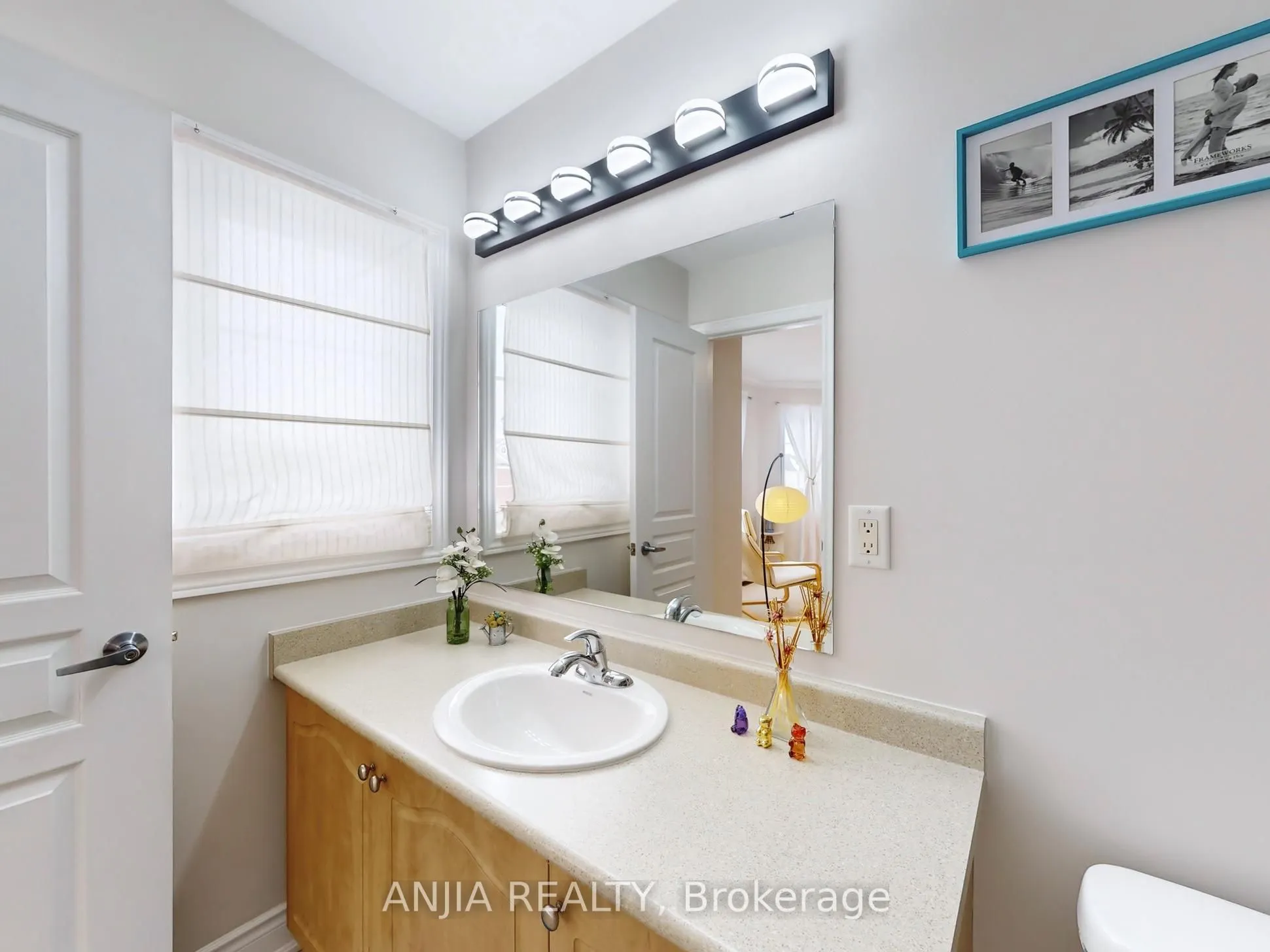 28 Lake Forest Drive