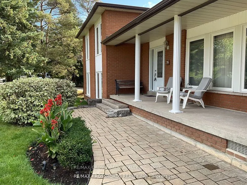35 Blackforest Drive