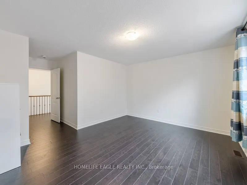 27 Scarlet Way