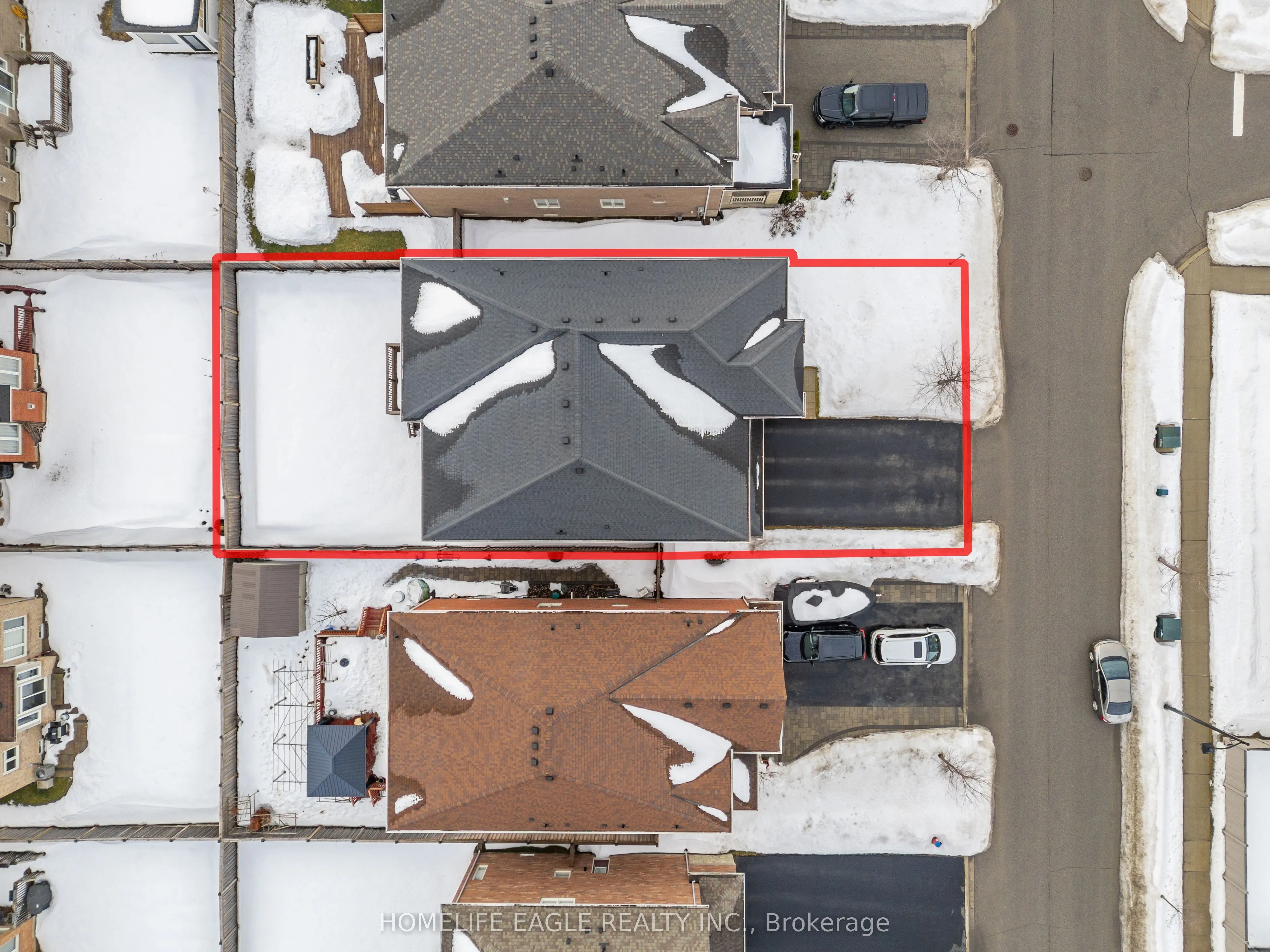 27 Scarlet Way