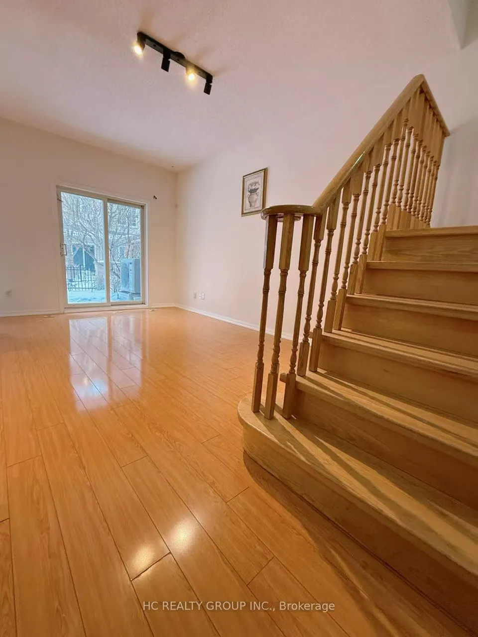 5 St Moritz Way, #18