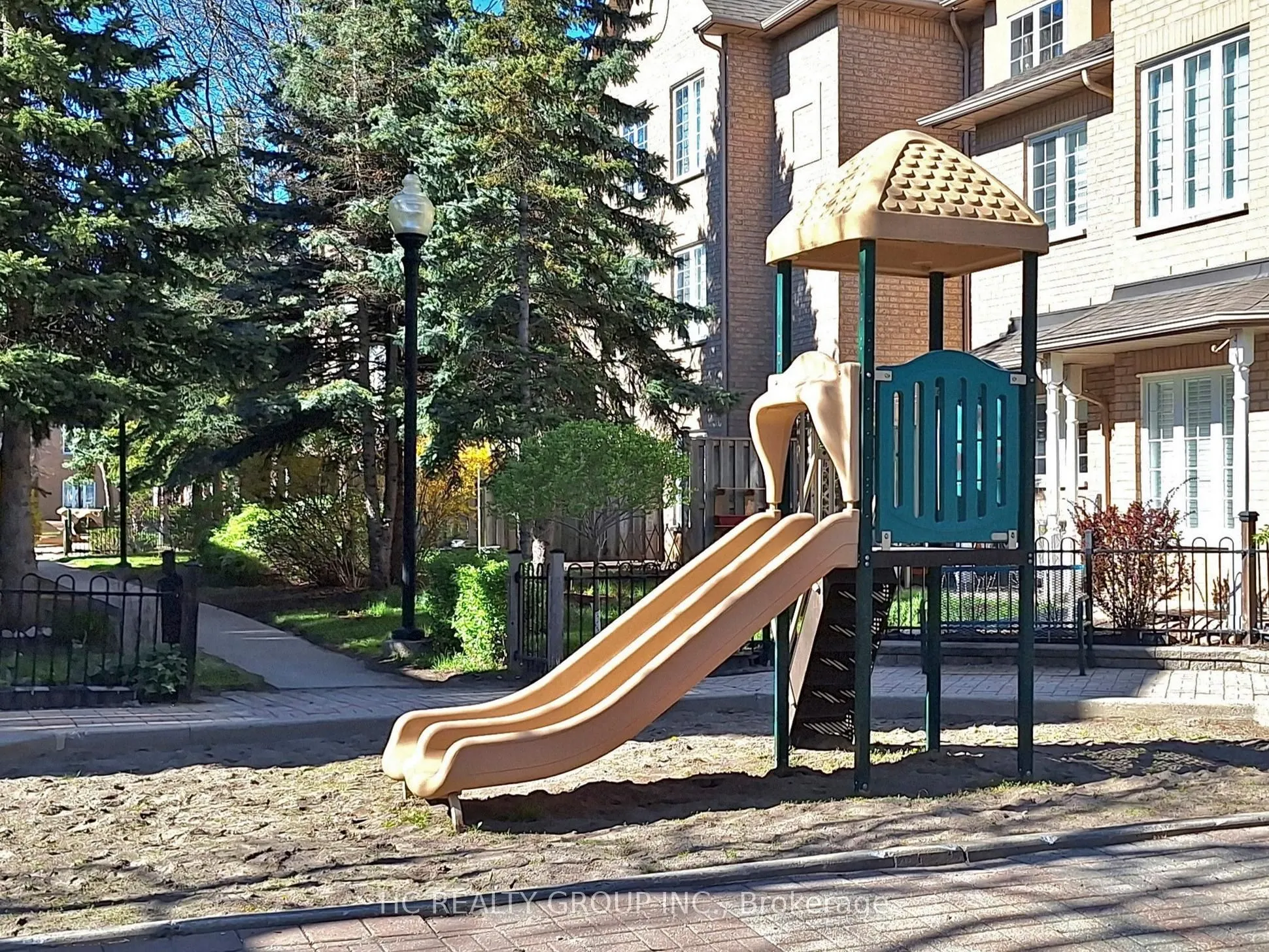 5 St Moritz Way, #18