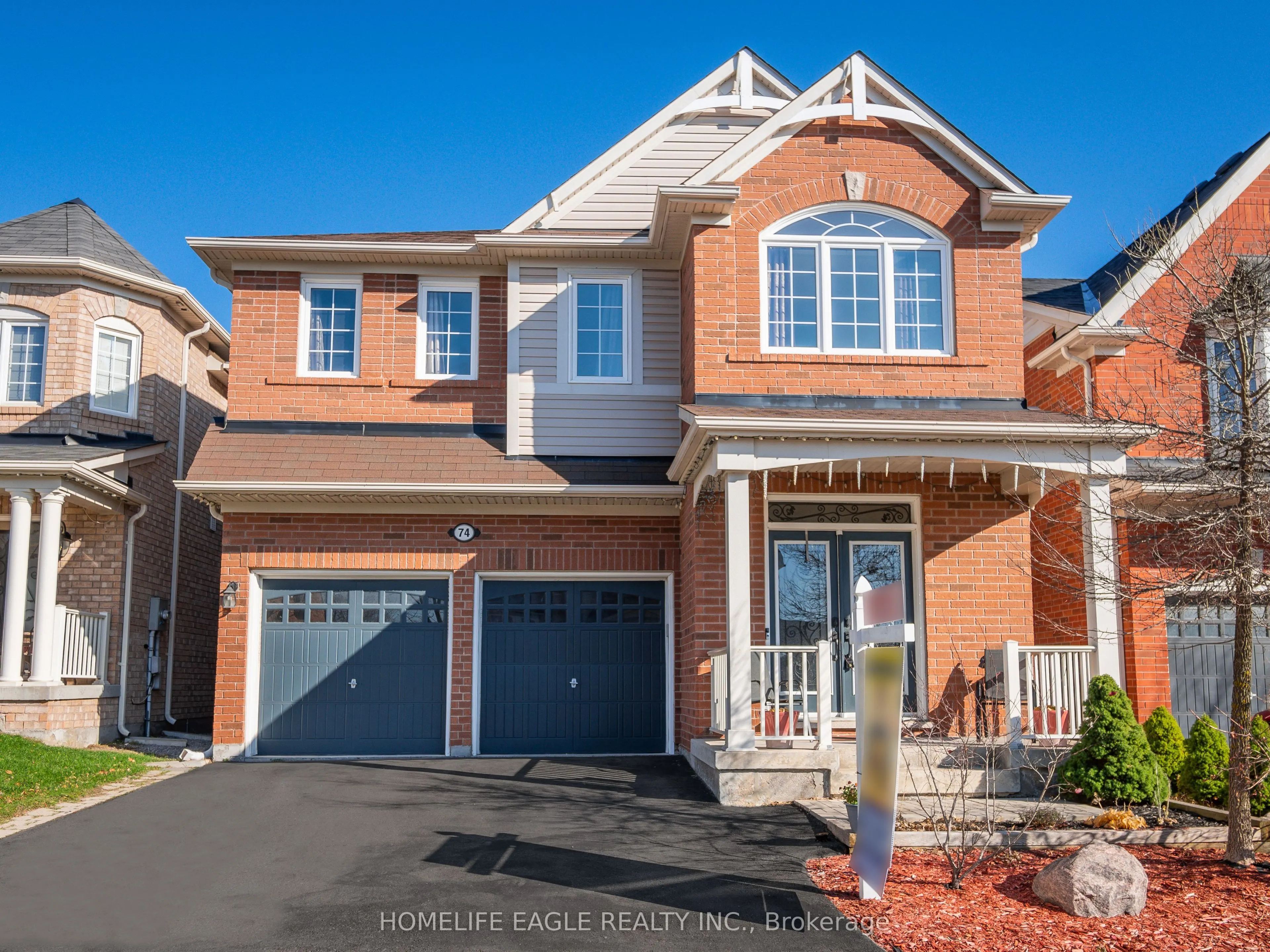 74 Bulmer Crescent