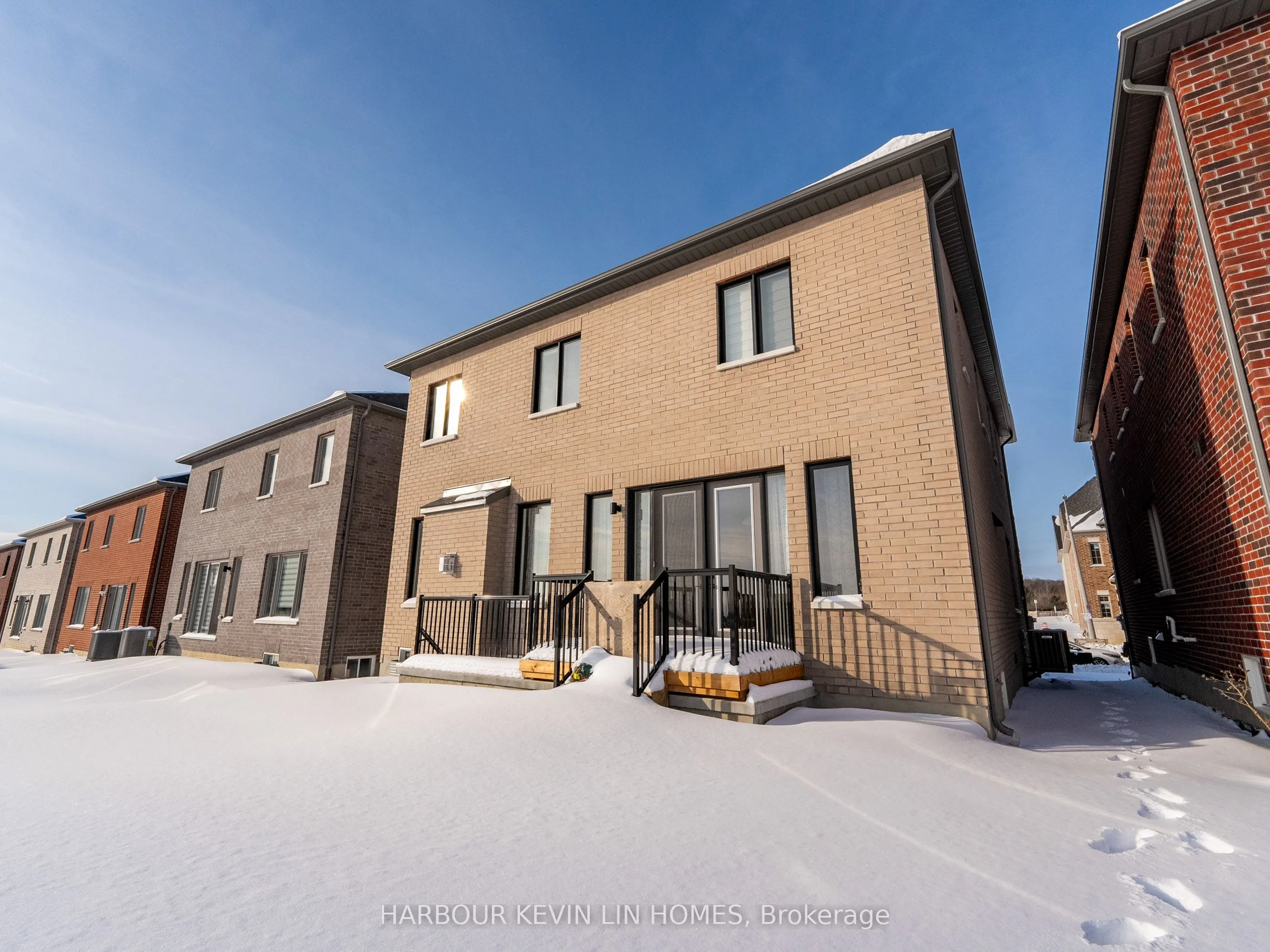 9 Backhouse Drive