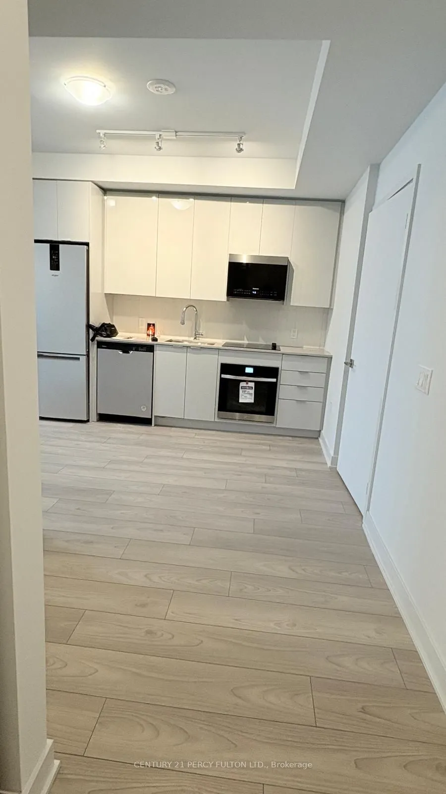 2920 Highway 7 Road, #5103