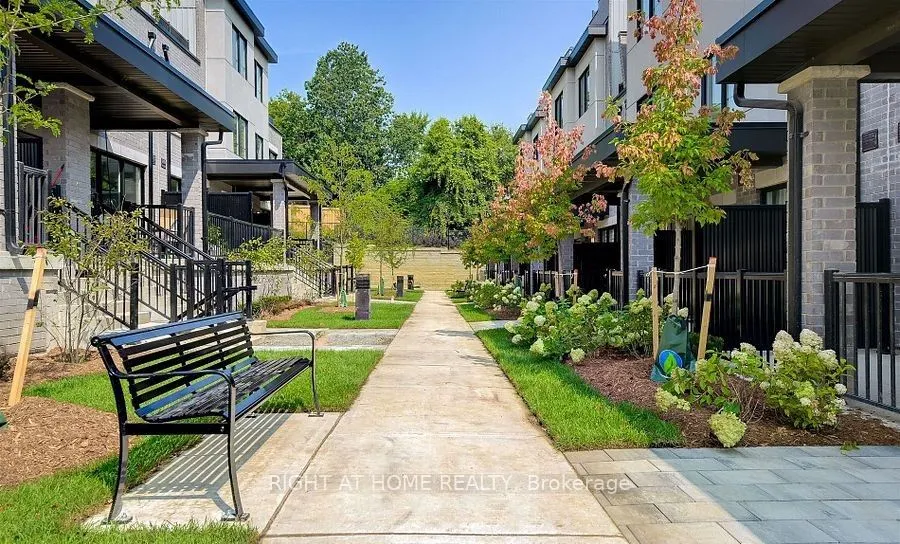 8-50 Baynes Way, #8
